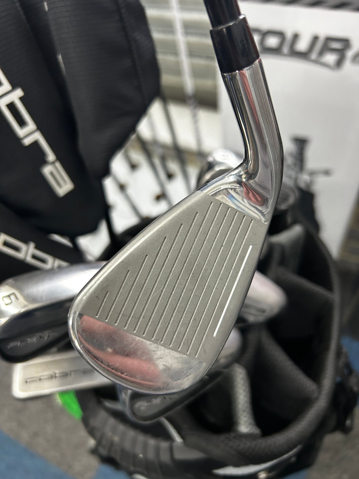 COBRA XL 11 PIECE PACKAGE SET (SECOND HAND) (Graphite Shafts)