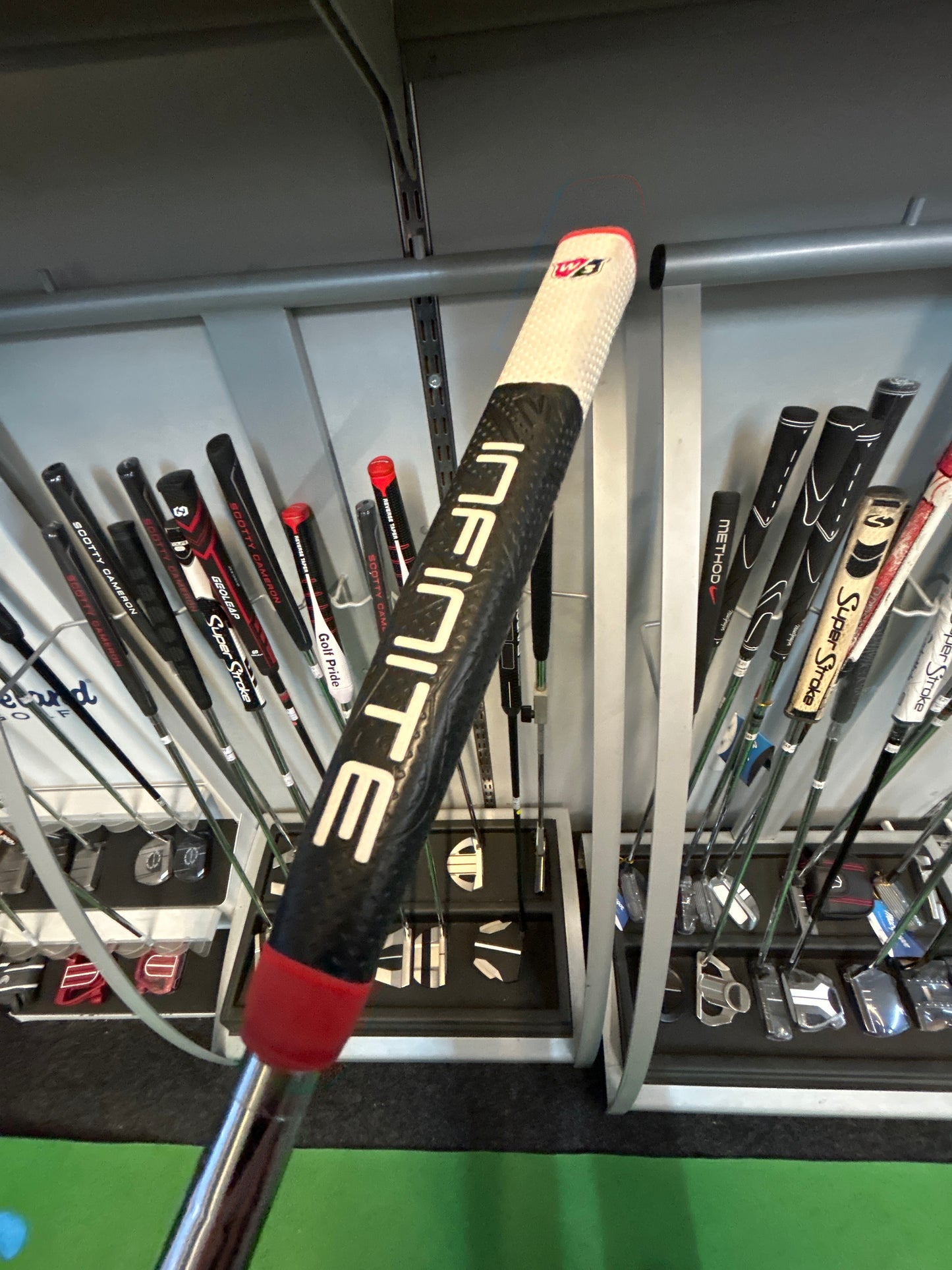 WILSON STAFF INFINITE WINDY CITY