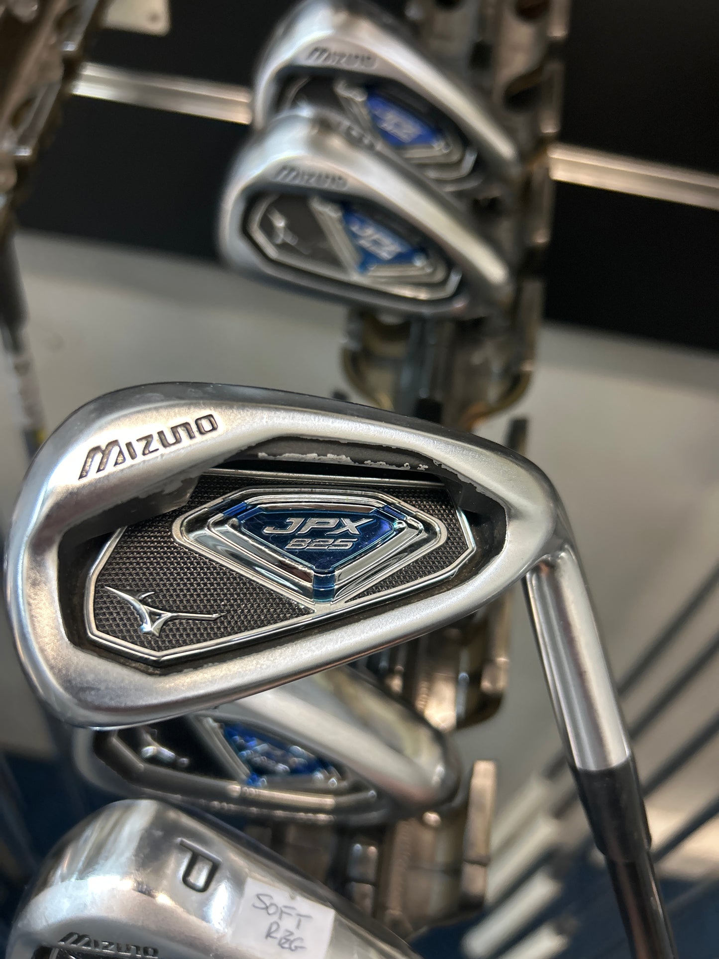 MIZUNO JPX 825 FORGED (5-PW SOFT REGULAR FLEX)
