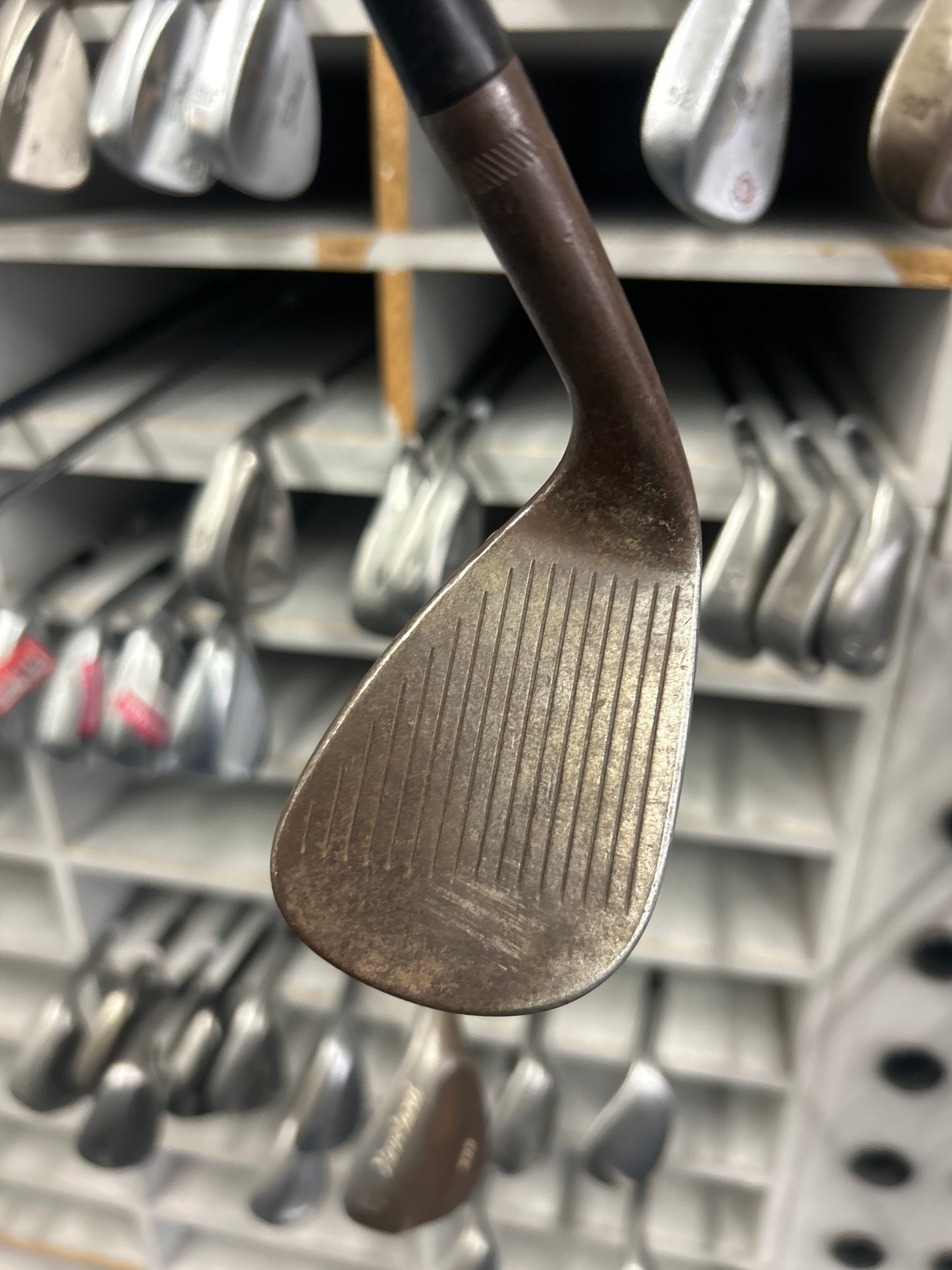 TITLEIST VOKEY RUST FINISH 52’’ (08 Degrees Of Bounce)