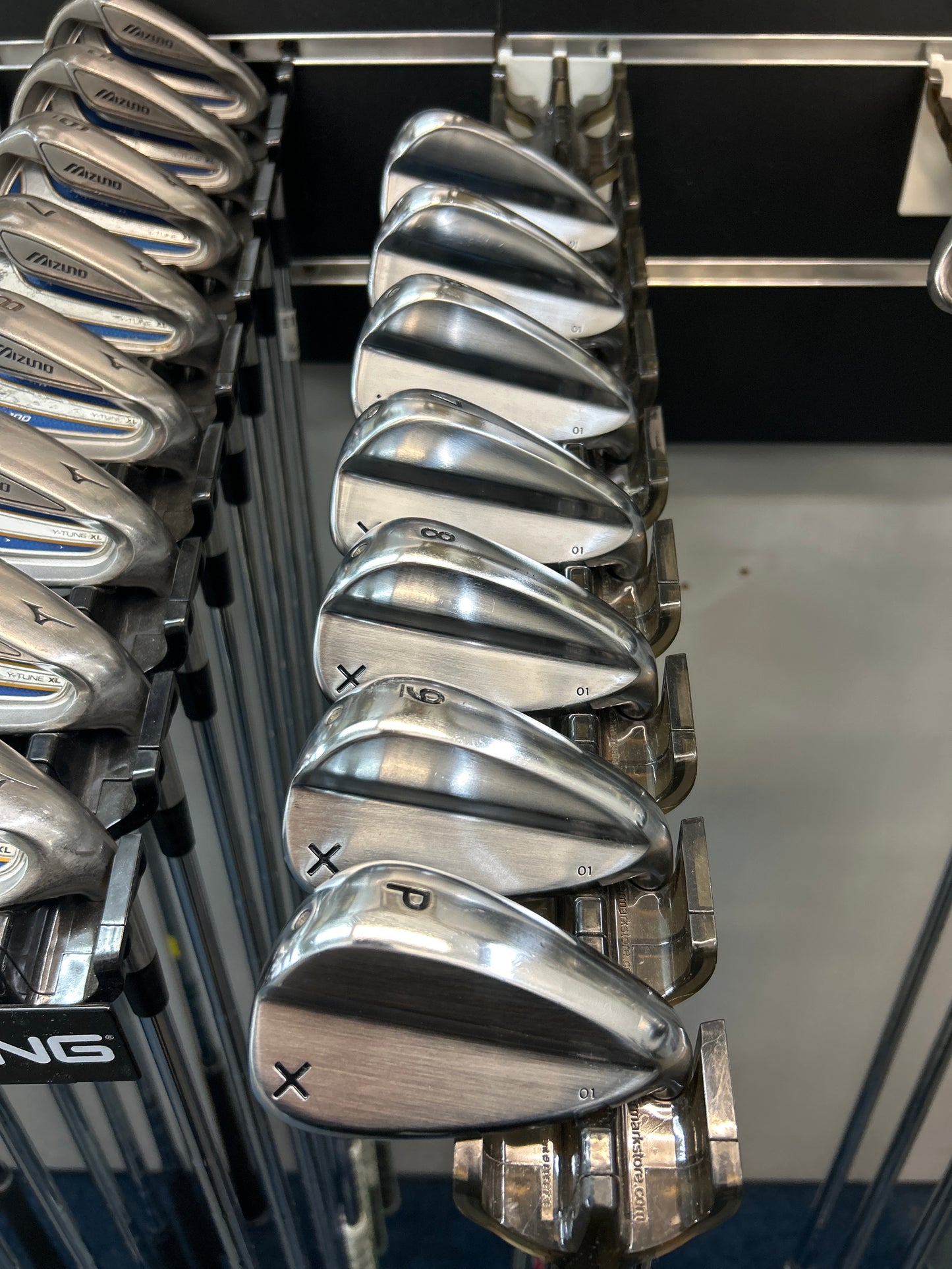 CALEY 01 (4-PW, REGULAR FLEX)