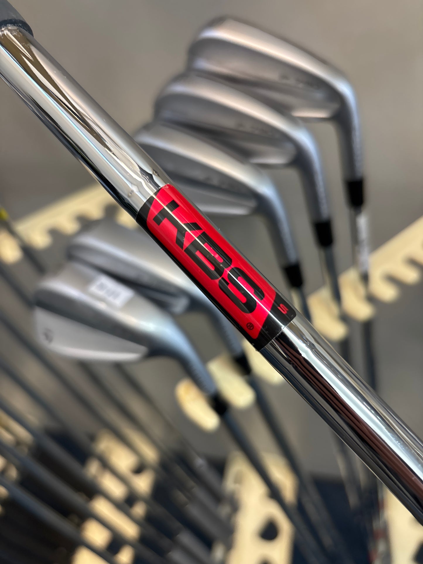 Taylormade P790 Forged (5-PW STIFF FLEX)