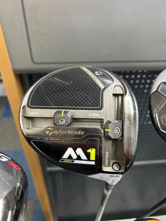 Taylormade M1 9.5 DEGREE (Regular FLEX)