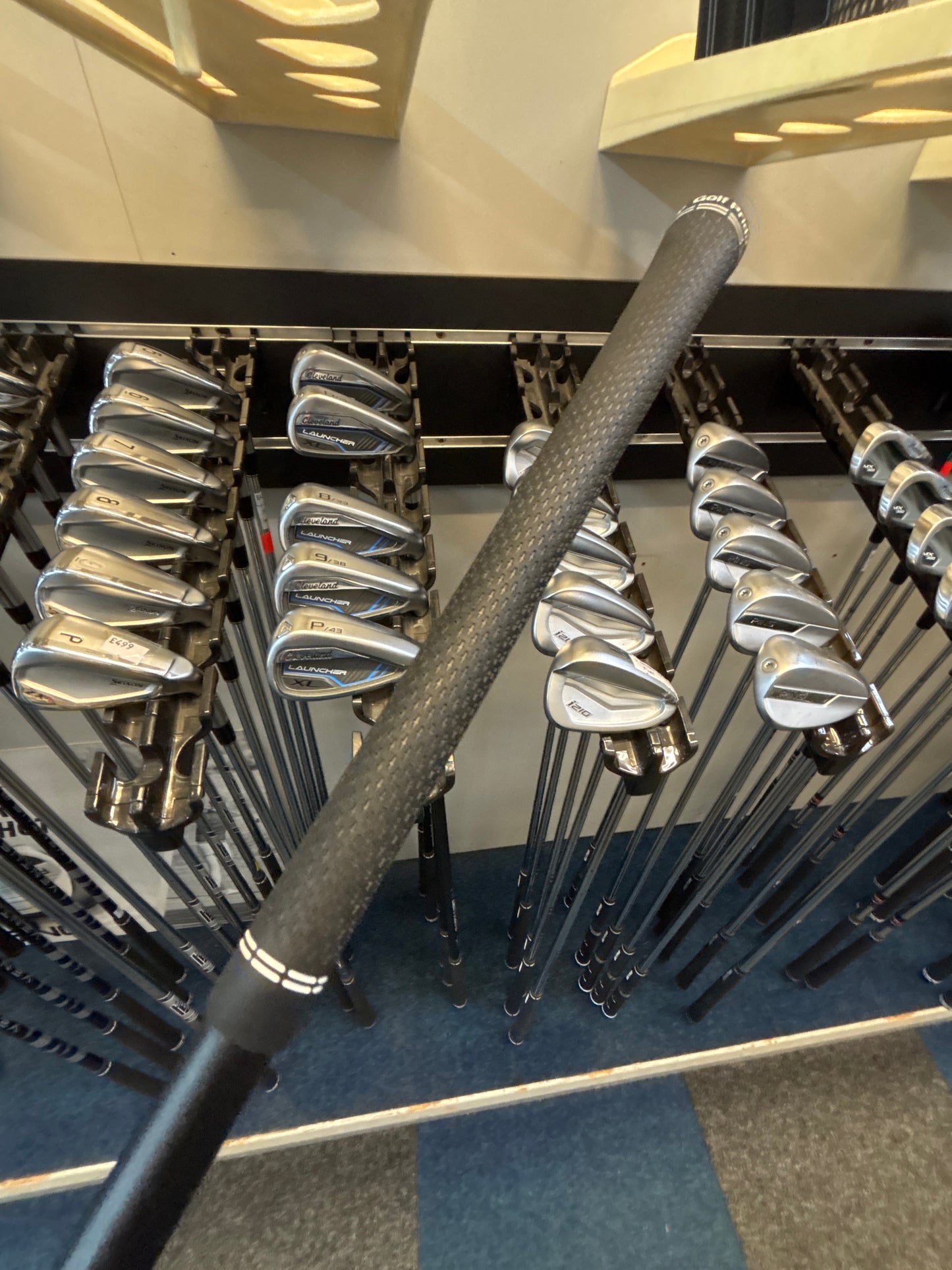 Cleveland Launcher XL (5-PW REGULAR GRAPHITE FLEX)