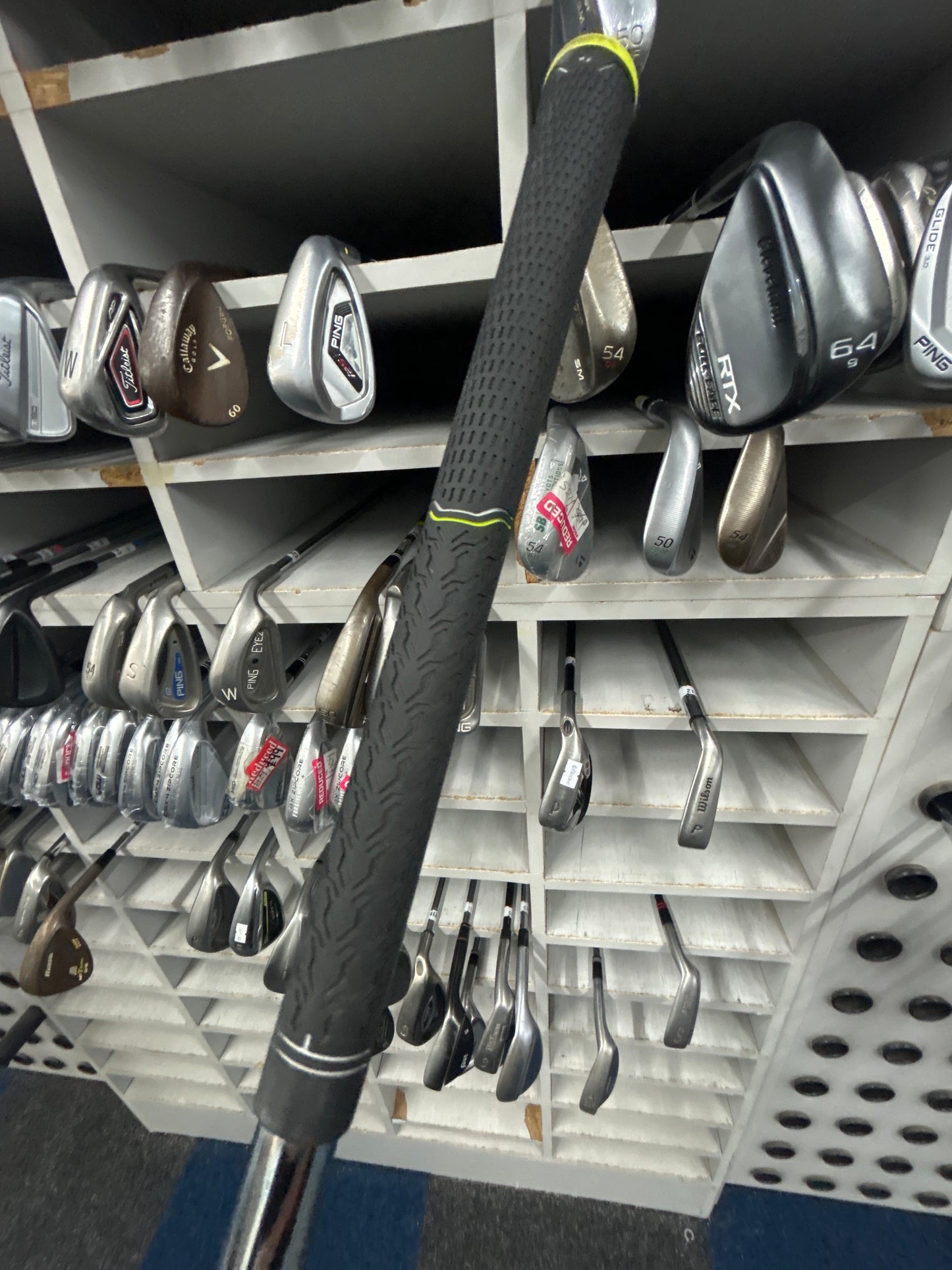 TAYLORMADE M2 6 Iron (Regular Flex)