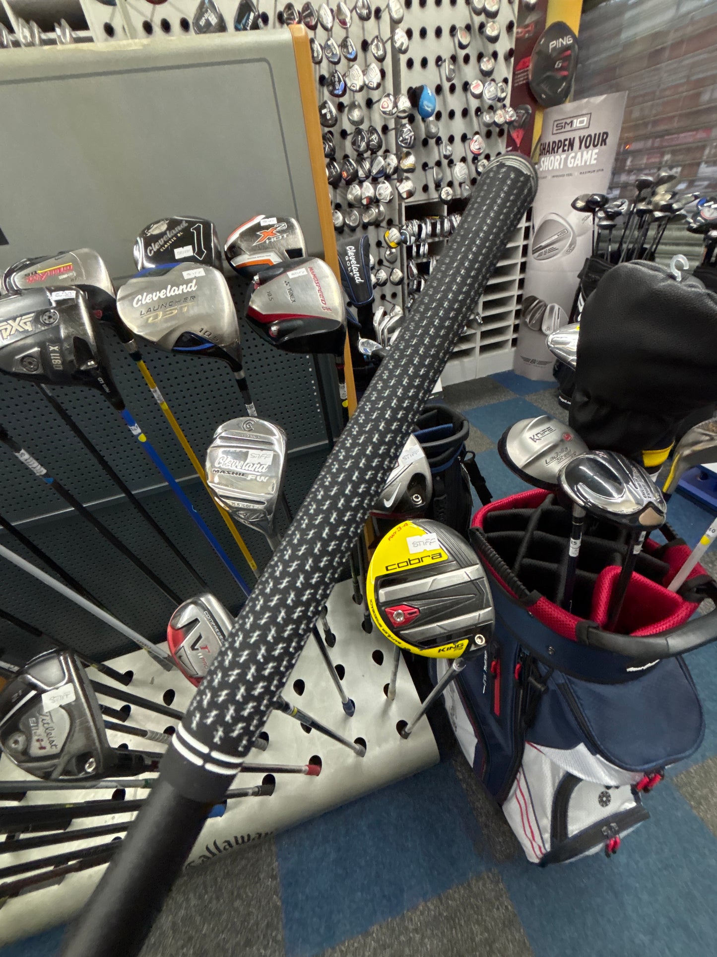 Cobra KING TEC 2 HYBIRD (X STIFF FLEX)