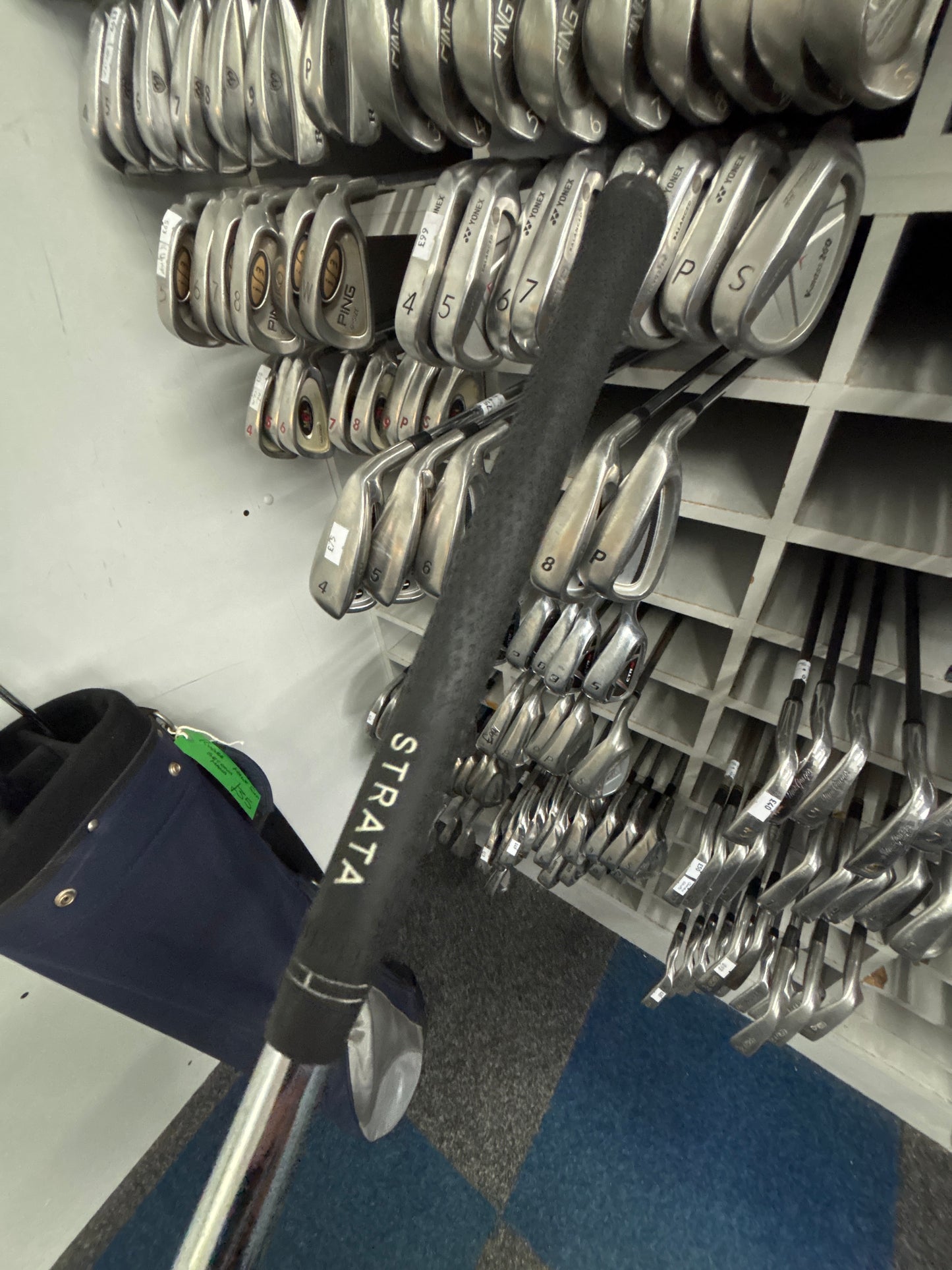 T STRATA TOUR (4-PW REGULAR FLEX)