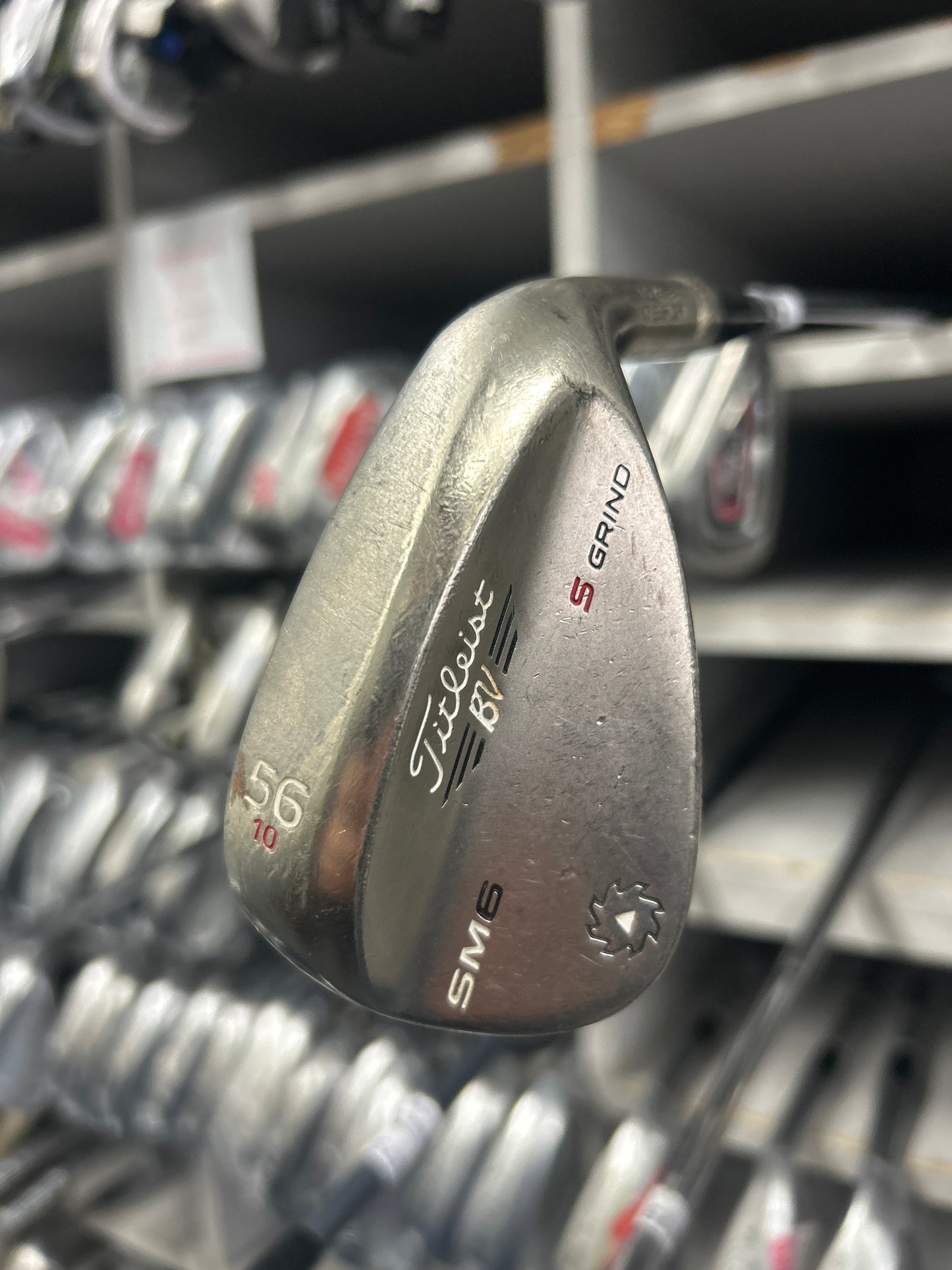 TITLEIST VOKEY SM6 56’’ S GRIND (10 Degrees Of Bounce)