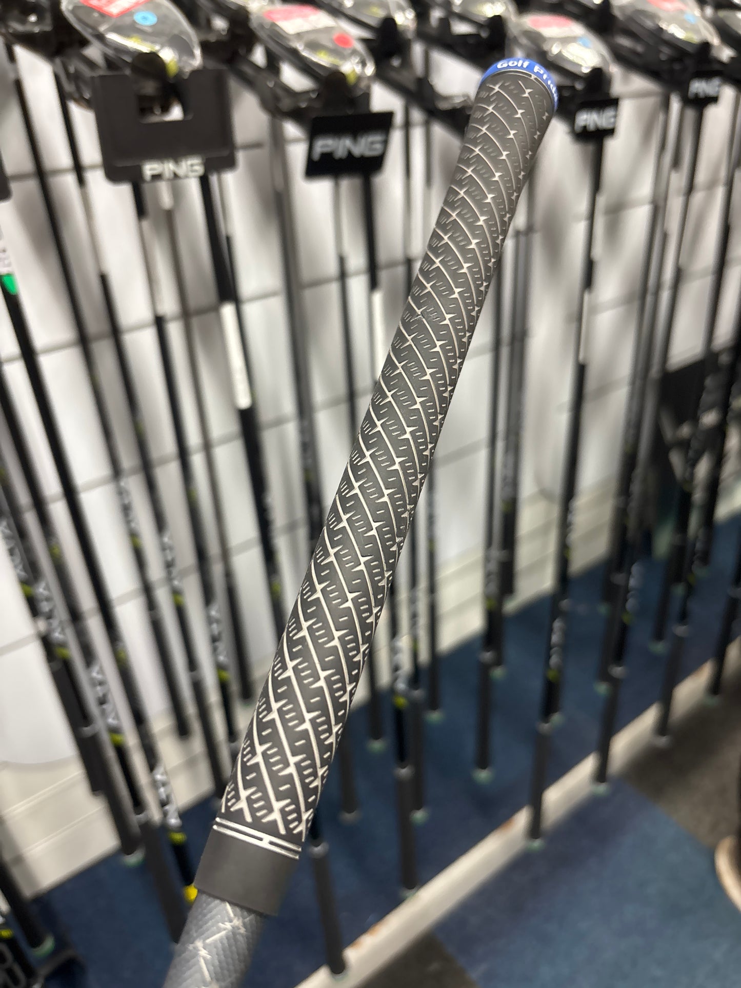 Taylormade QI10 MAX 10.5 DEGREE (STIFF FLEX)