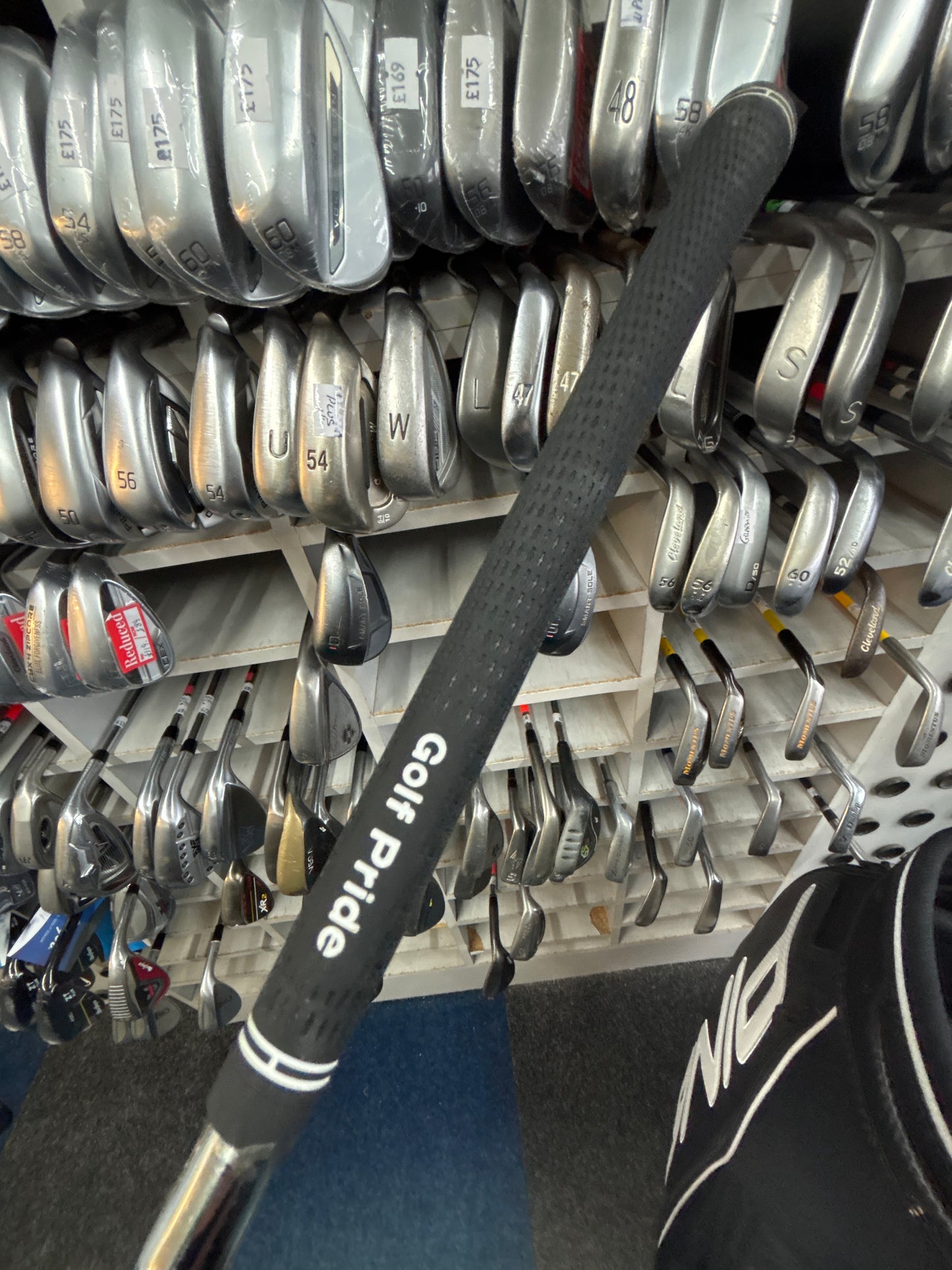 MIZUNO T22 58 DEGREES (08 Degree Of Bounce)