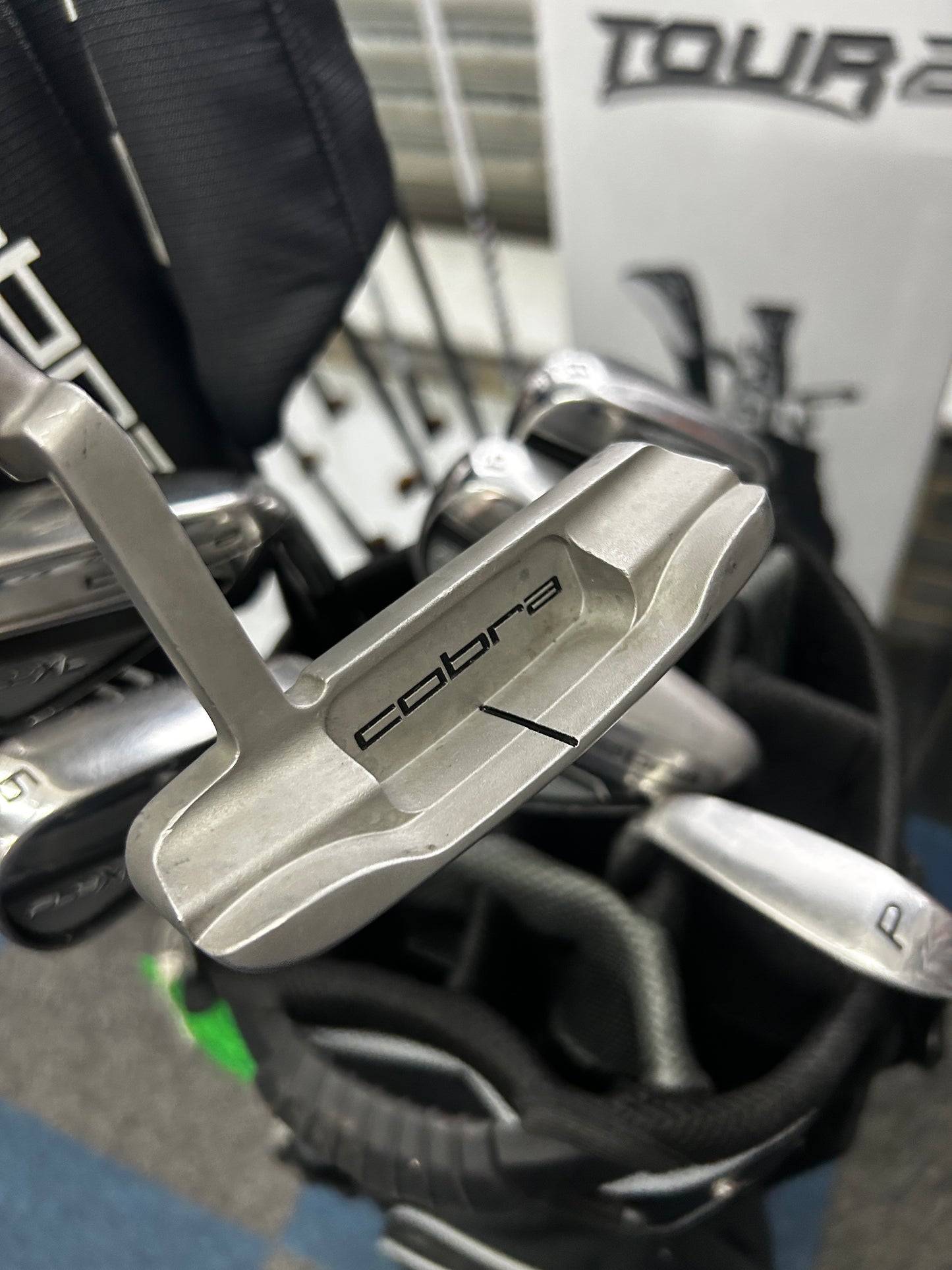 COBRA XL 11 PIECE PACKAGE SET (SECOND HAND) (Graphite Shafts)