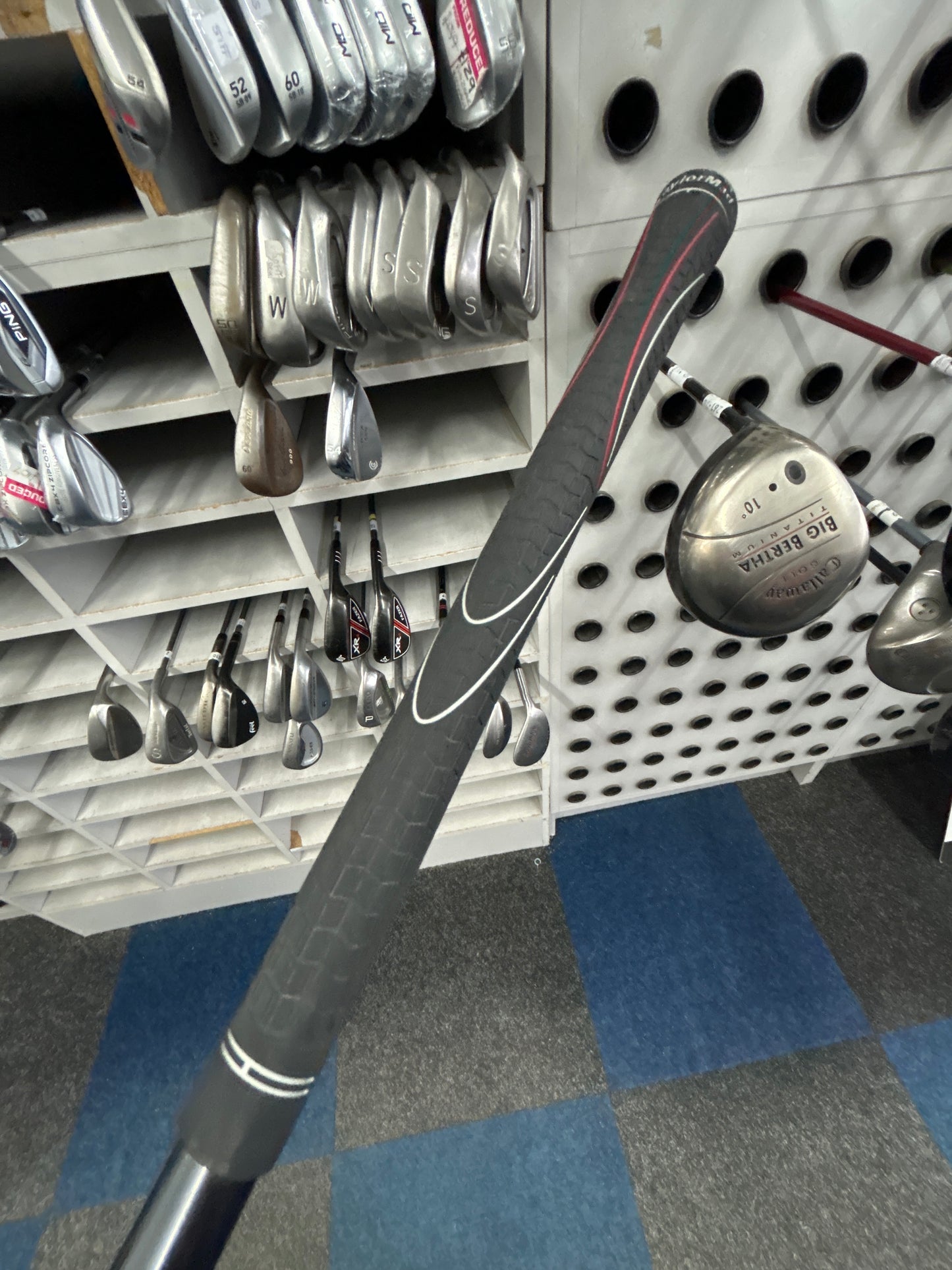 TaylorMade R7 3 DRIVING IRON (LH) (REGULAR FLEX)
