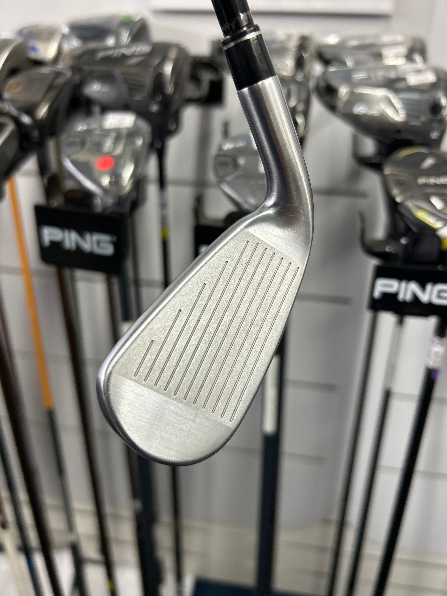 TaylorMade Sim 3 DRIVING IRON (Stiff FLEX)