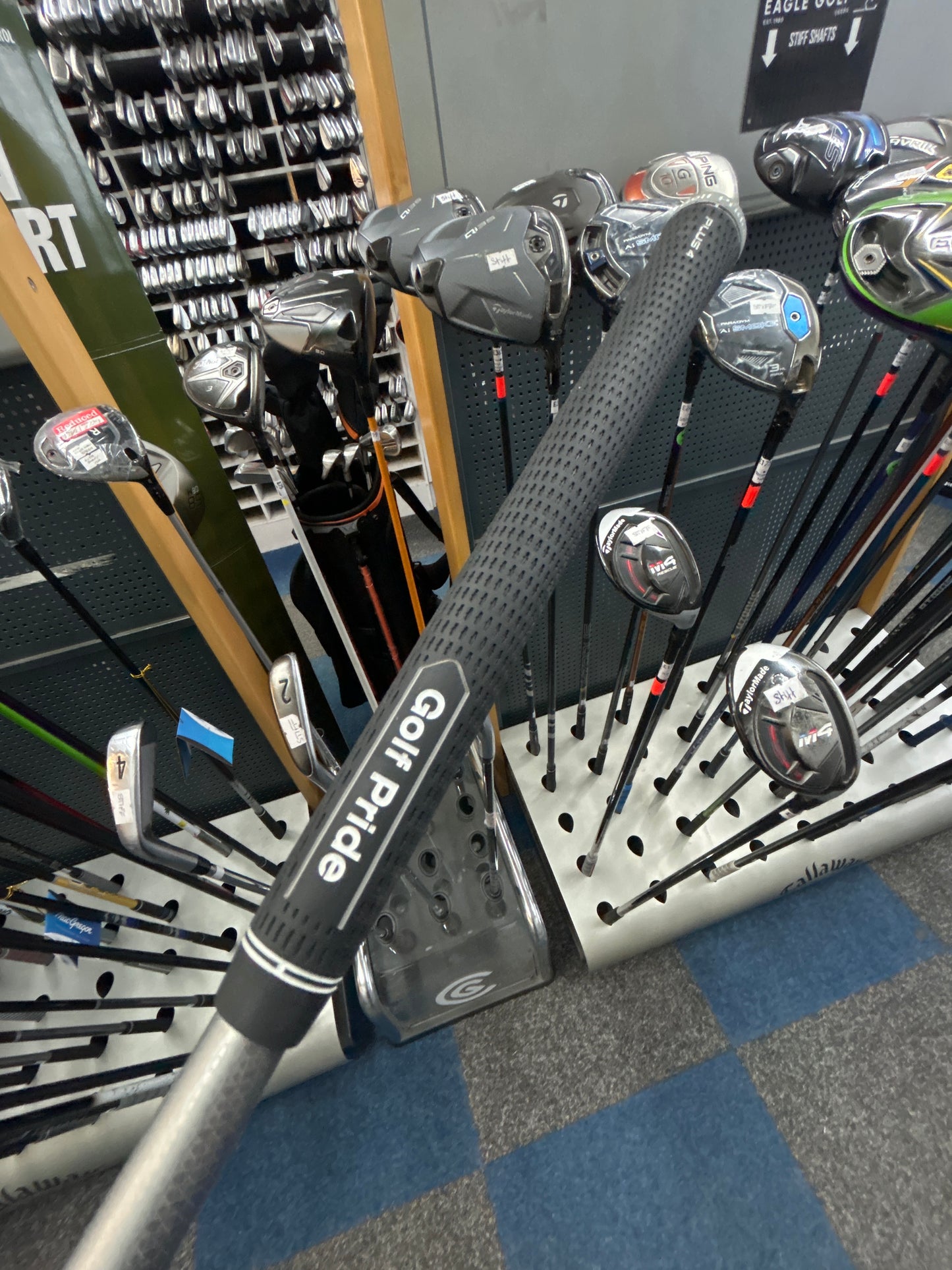 TITLEIST H1 23 DEGREE HYBRID (REGULAR FLEX)