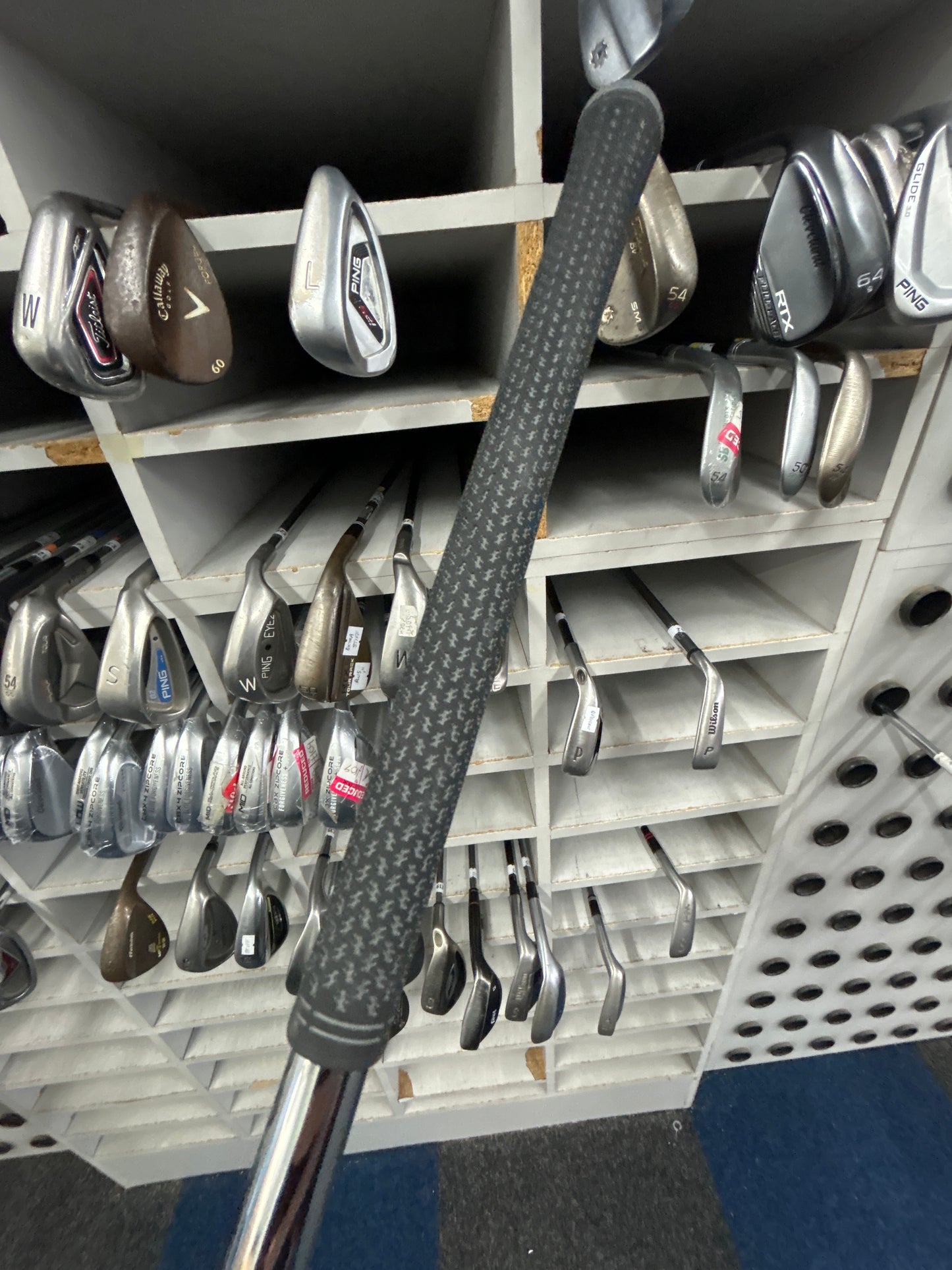 TAYLORMADE STEALTH 9 Iron (STIFF Flex)