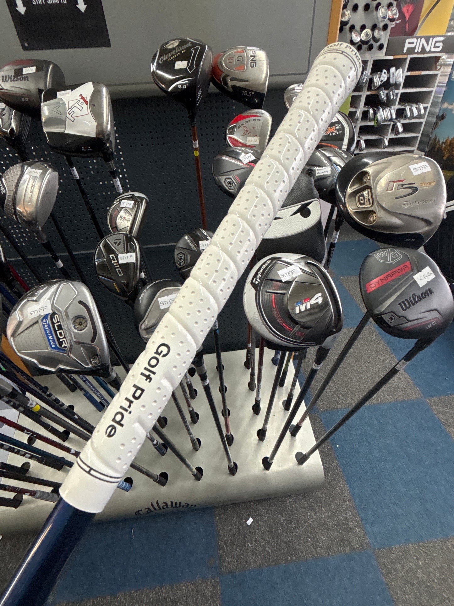 Taylormade SIM MAX 9” Degree (STIFF FLEX)