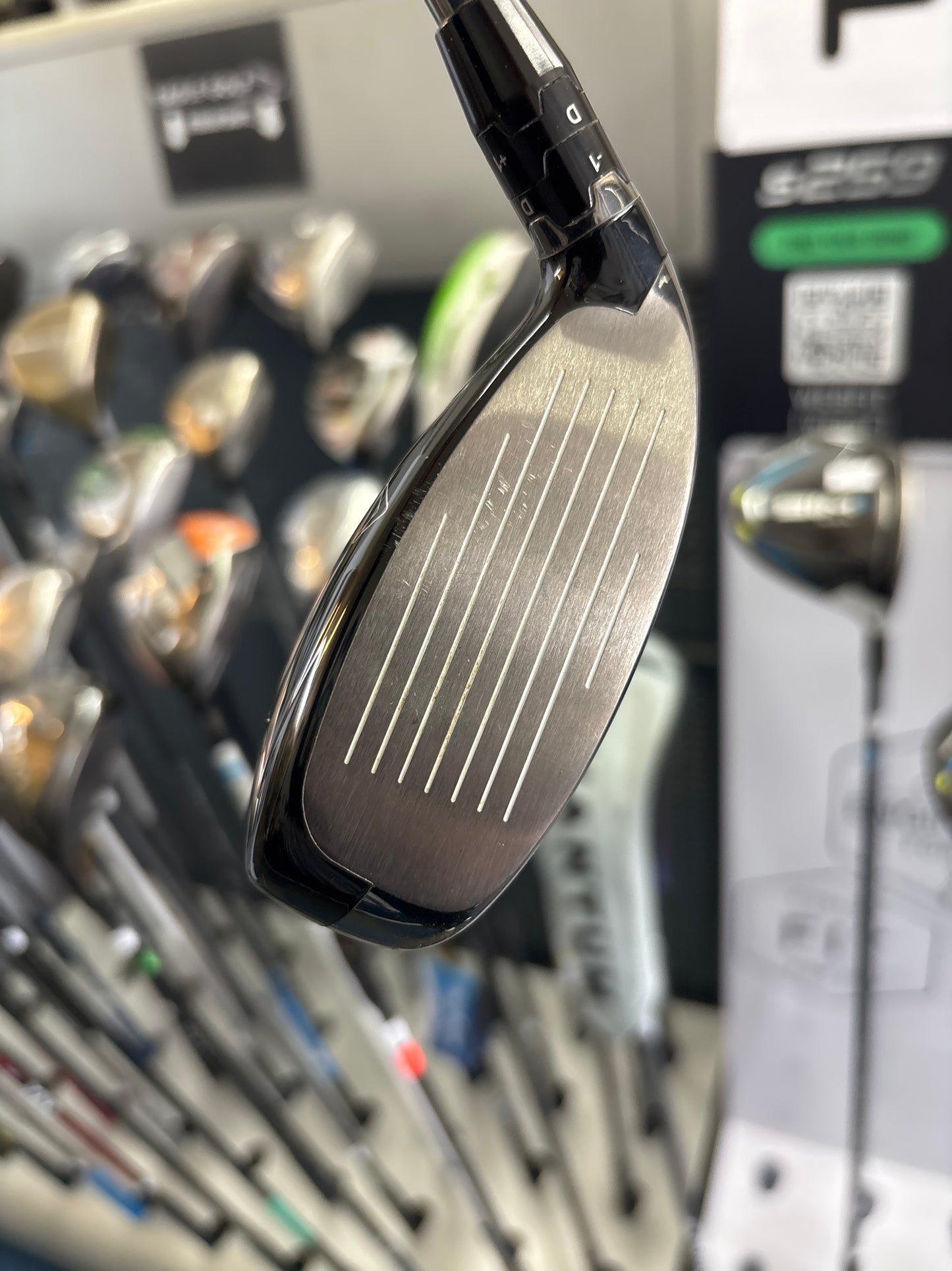 CALLAWAY BIG BERTHA  4 HYBRID 21 Degree (Regular FLEX)