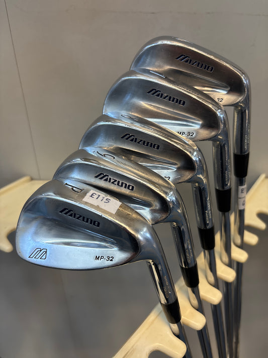 Mizuno MP-32 (6-PW) (REGULAR FLEX)