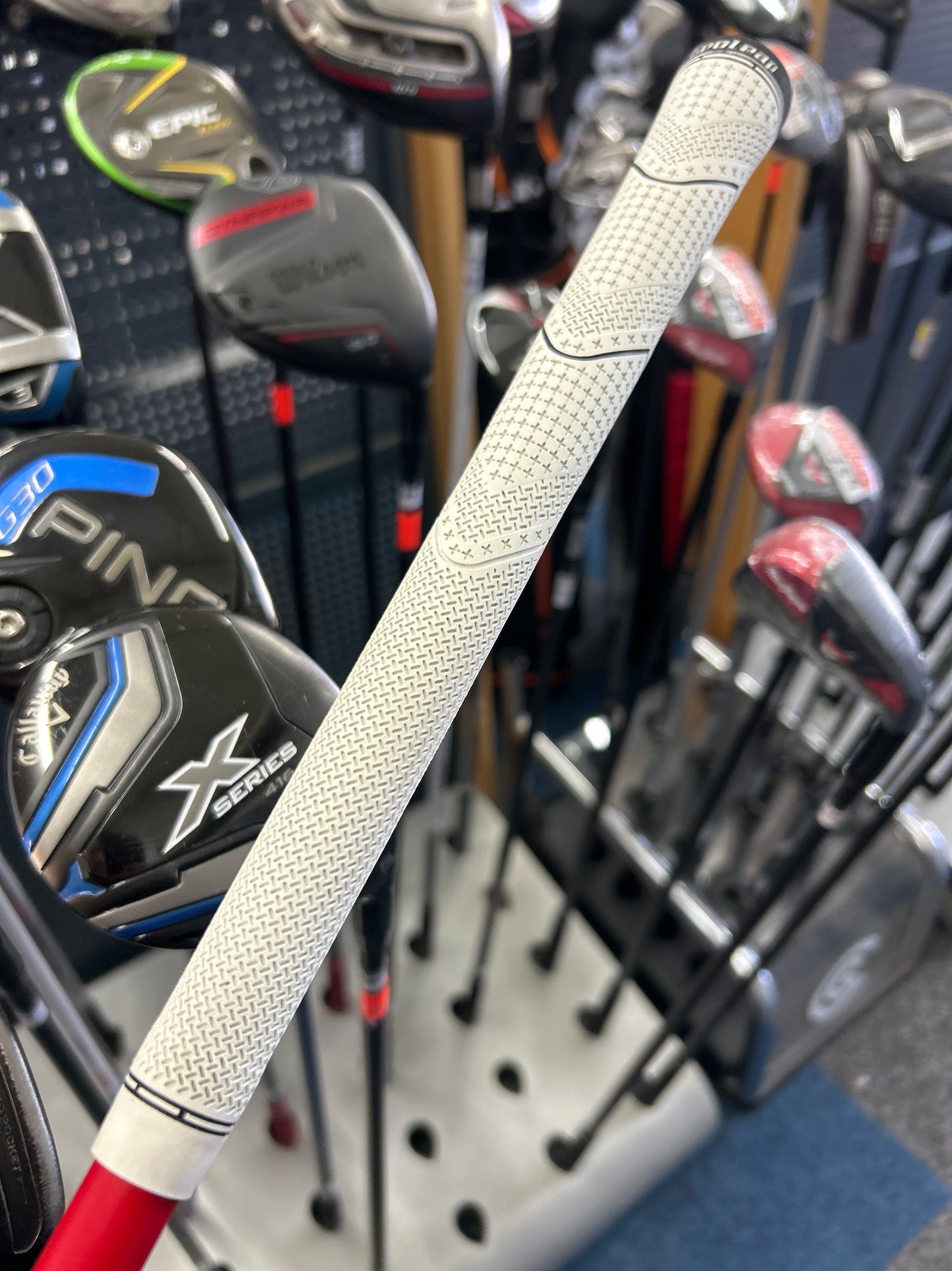 Cobra Dark Speed 3/4 Hybrid (Regular FLEX)