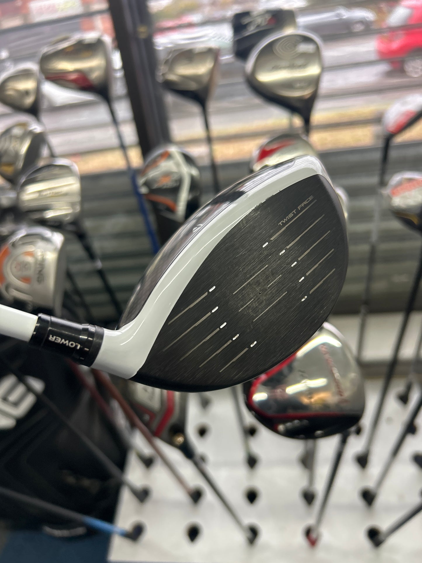 TAYLORMADE SIM MAX-D 9.0” DEGREE(LITE REGULAR FLEX) (Left Handed)