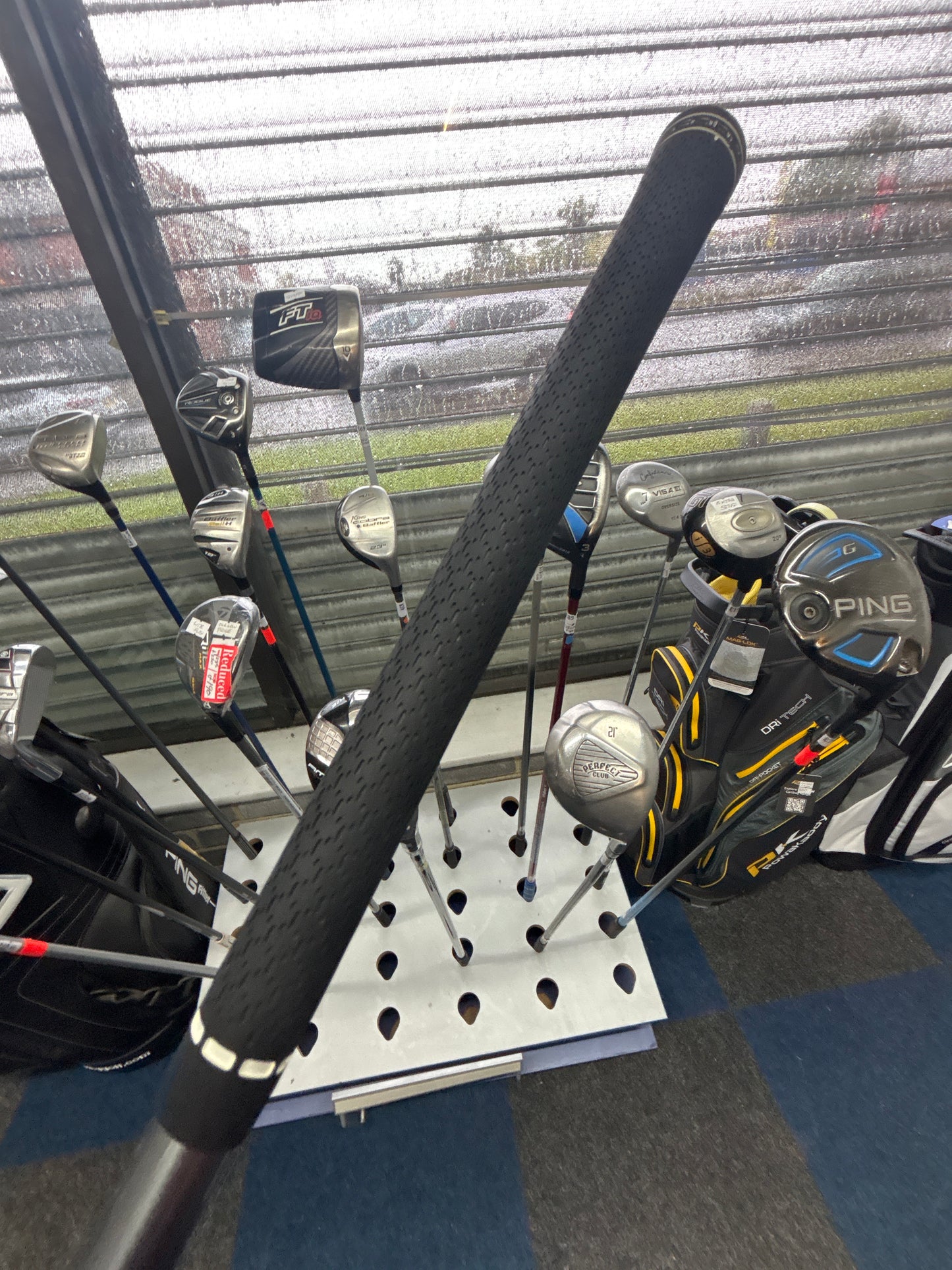 Cobra Max 4 Hybrid 22 Degree (Regular FLEX)