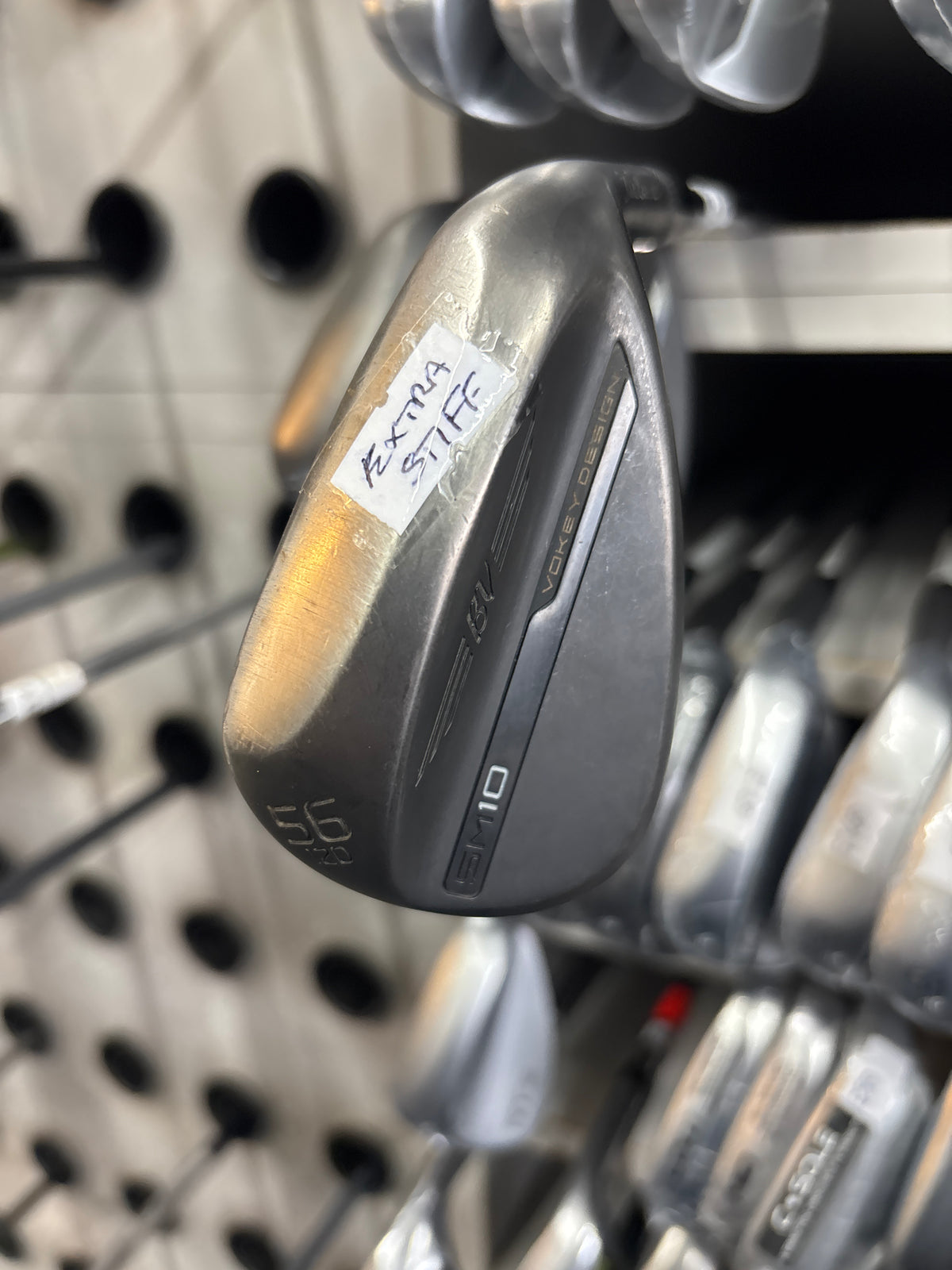 TITLEIST VOKEY SM10 56 DEGREE (12 Degree Of Bounce) (EXTRA STIFF)