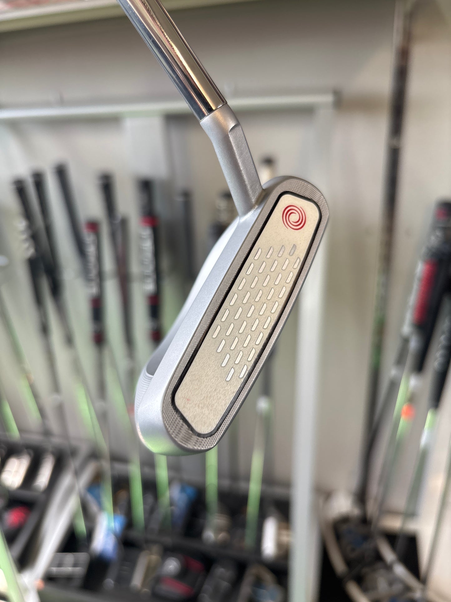ODYSSEY ROSSIE WHITE HOT/OG  (34”)