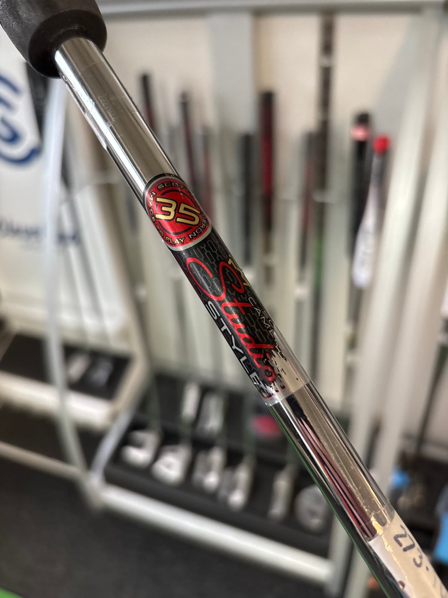 Scotty Cameron Studio Style Fastback (35”)