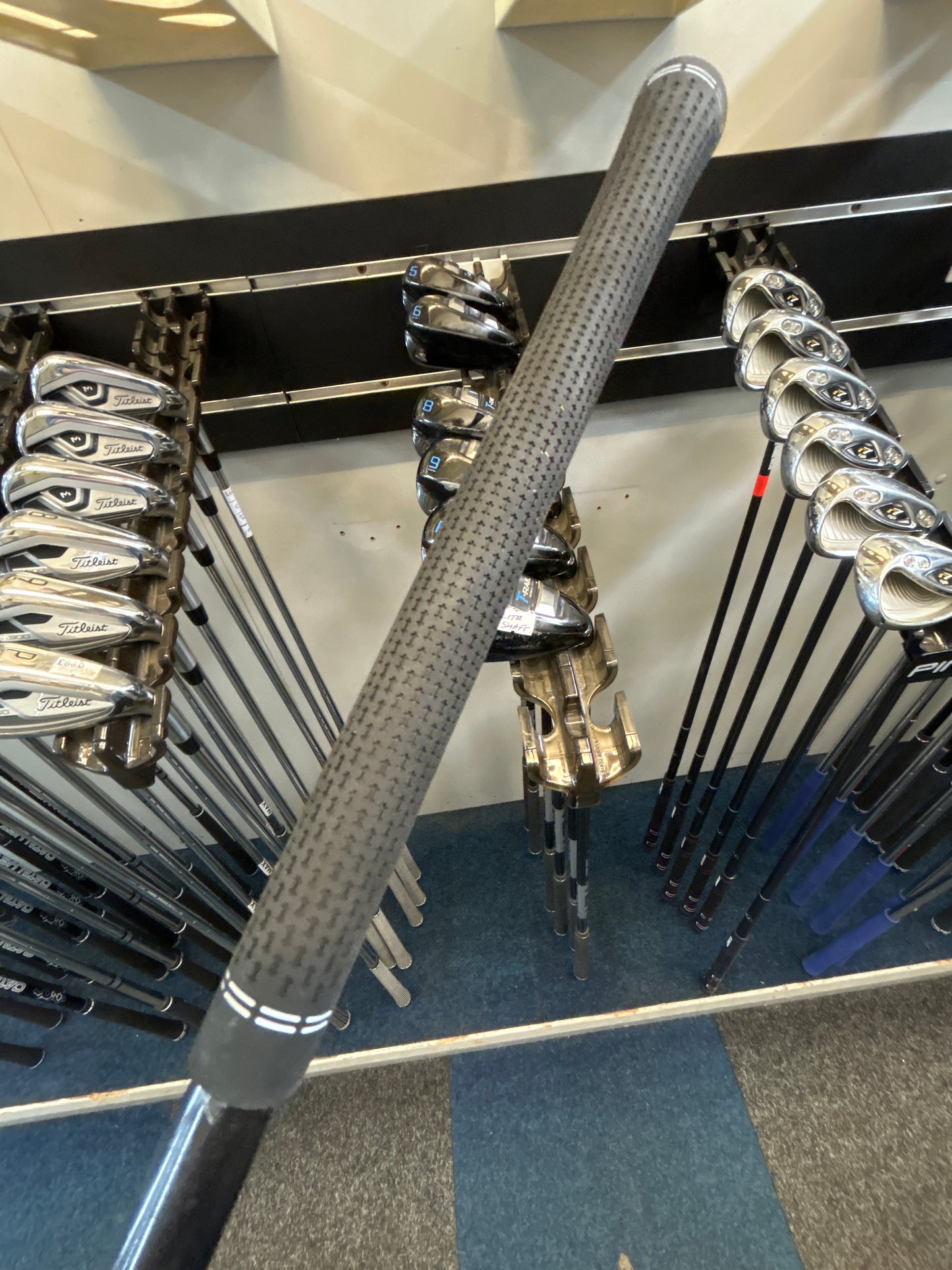 COBRA T RAIL HYBRID IRONS (5-PW+GAP) (LITE REGULAR GRAPHITE FLEX)