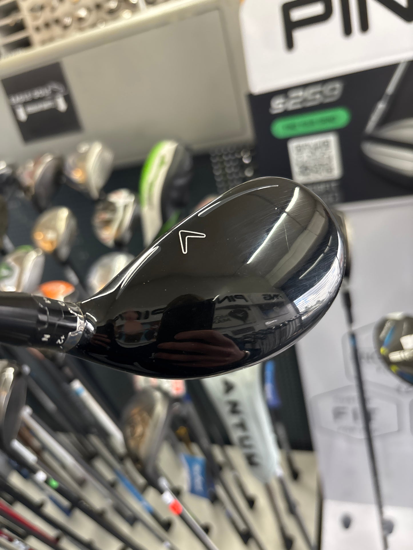 CALLAWAY BIG BERTHA  4 HYBRID 21 Degree (Regular FLEX)