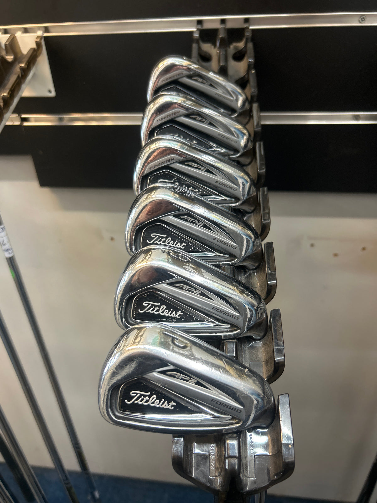 TITLEIST AP2 716 FORGED (5-PW) (REGULAR FLEX)