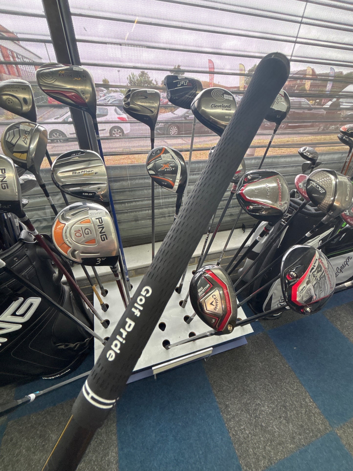 Taylormade RBZ STAGE 2 4 Hybrid 22 Degree (Regular Flex) (Left Handed)