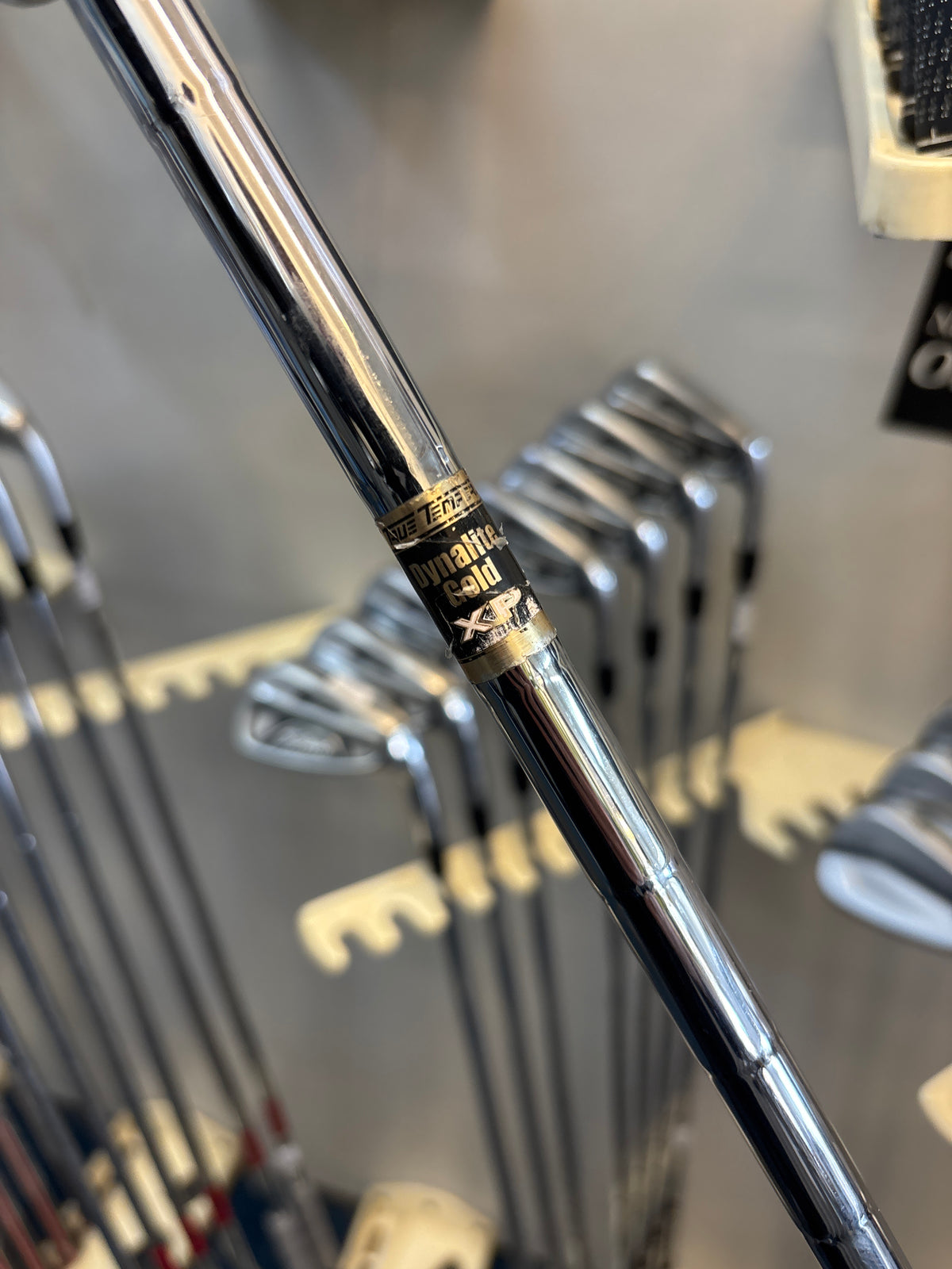 TITLEIST AP2 712 FORGED (3-PW) (REGULAR FLEX)