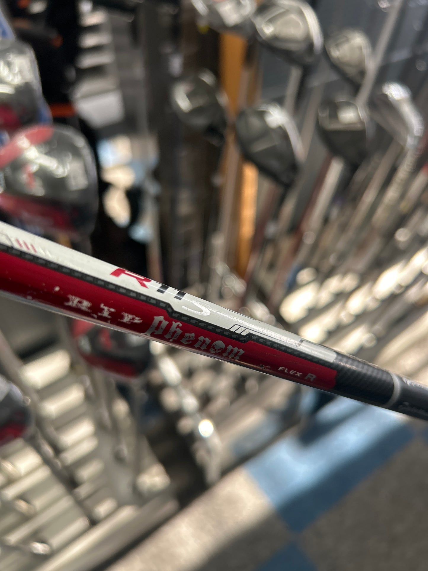 TaylorMade R11 12 DEGREE (Regular FLEX)