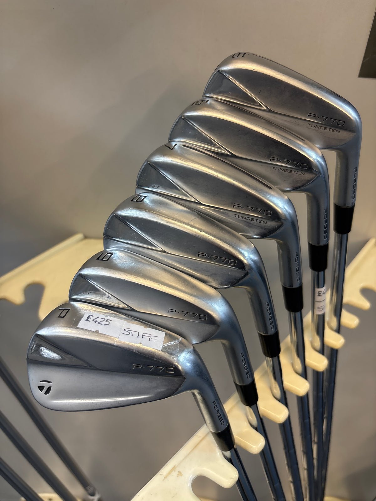 Taylormade P770 2023  (5-PW) (STIFF FLEX)