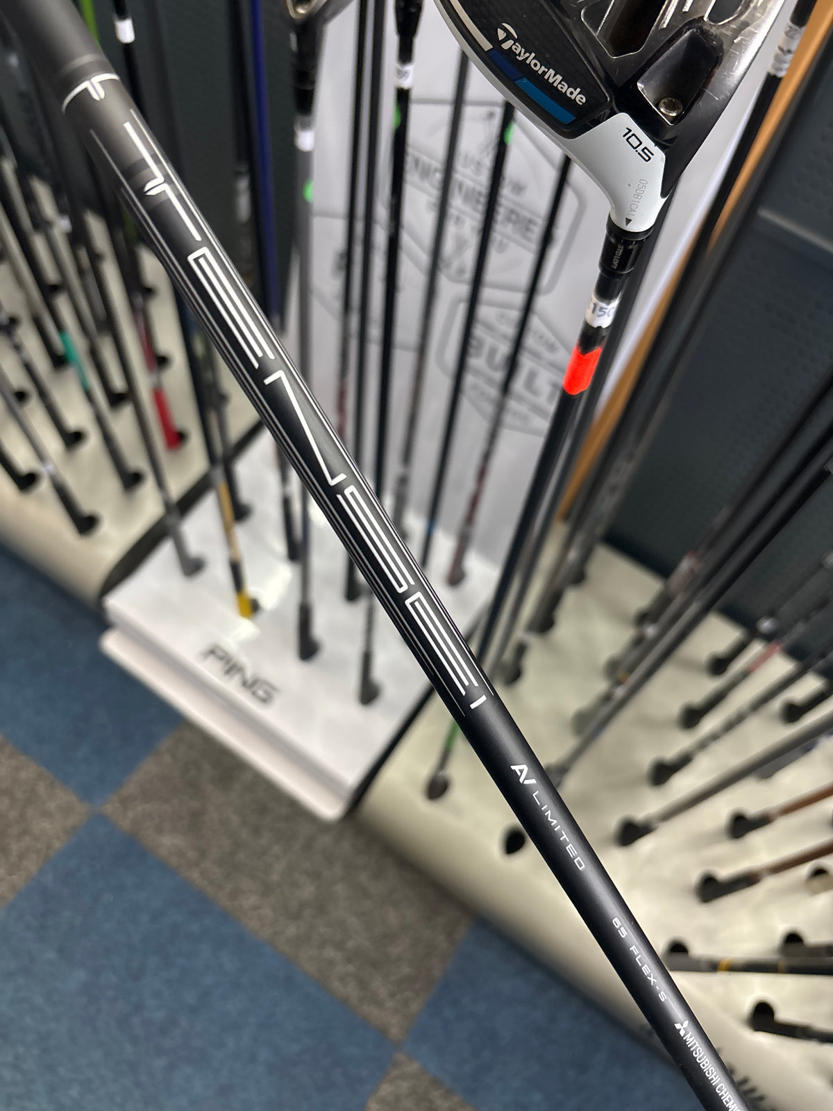 Taylormade M1 9.5” DEGREE  (STIFF FLEX)