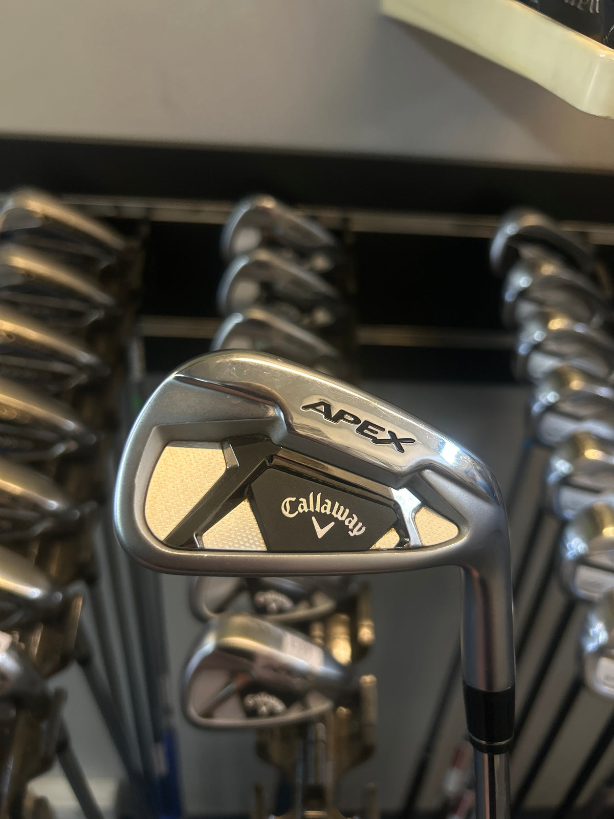 CALLAWAY APEX FORGED (4-PW) (REGULAR FLEX)