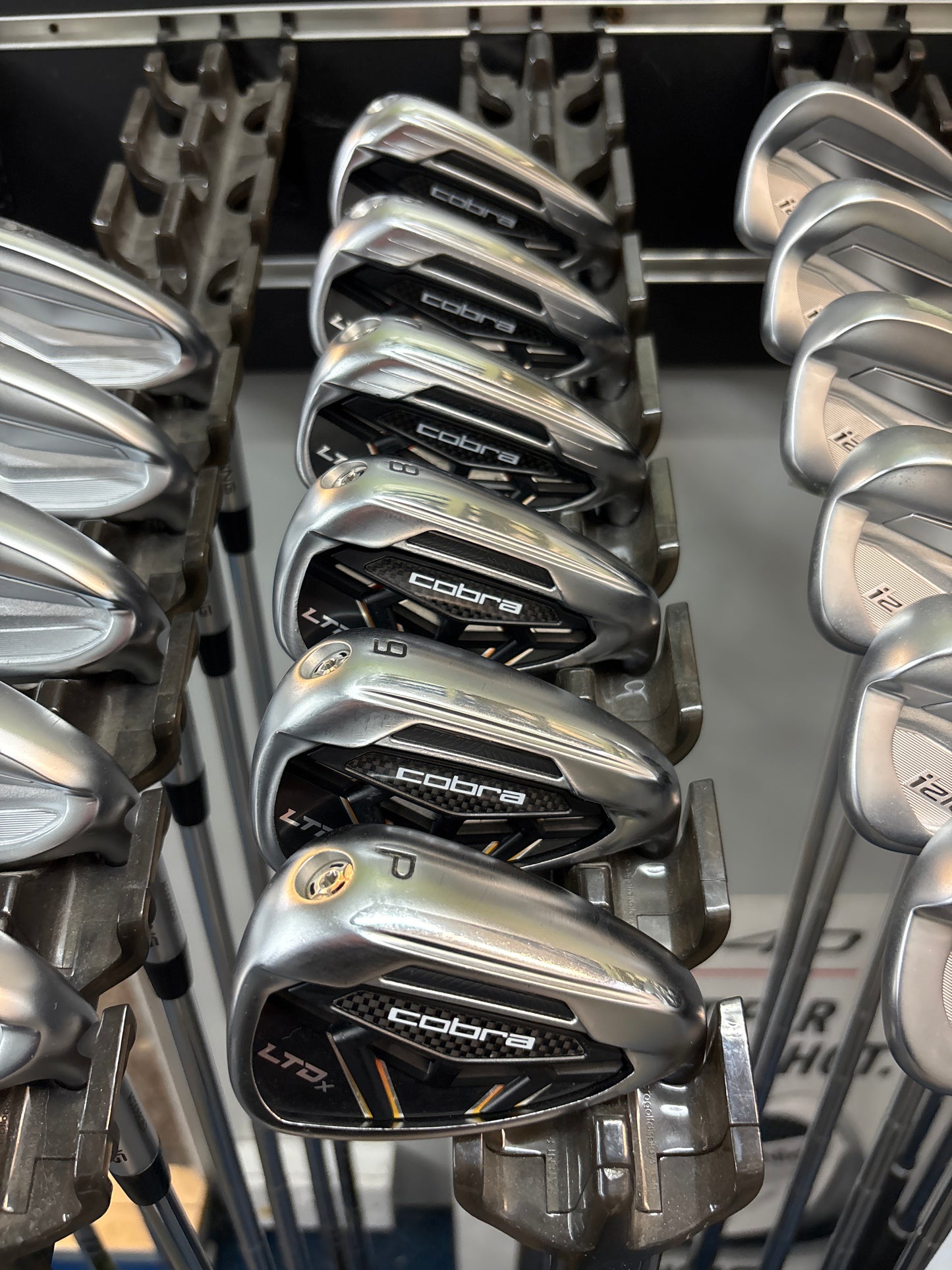 Cobra KING LTDX (5-PW REGULAR FLEX)