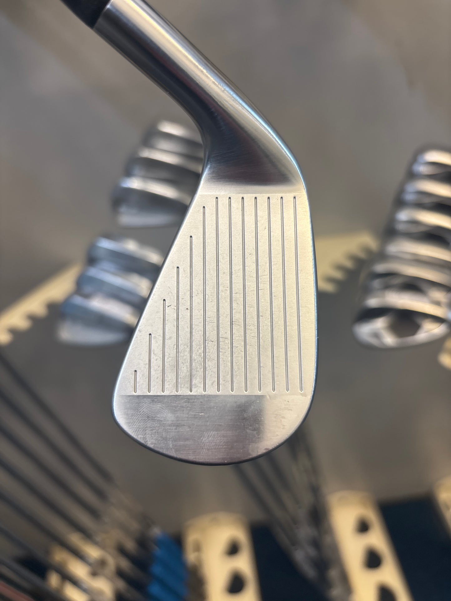Titleist T150 (4-PW STIFF FLEX)(Reserved)