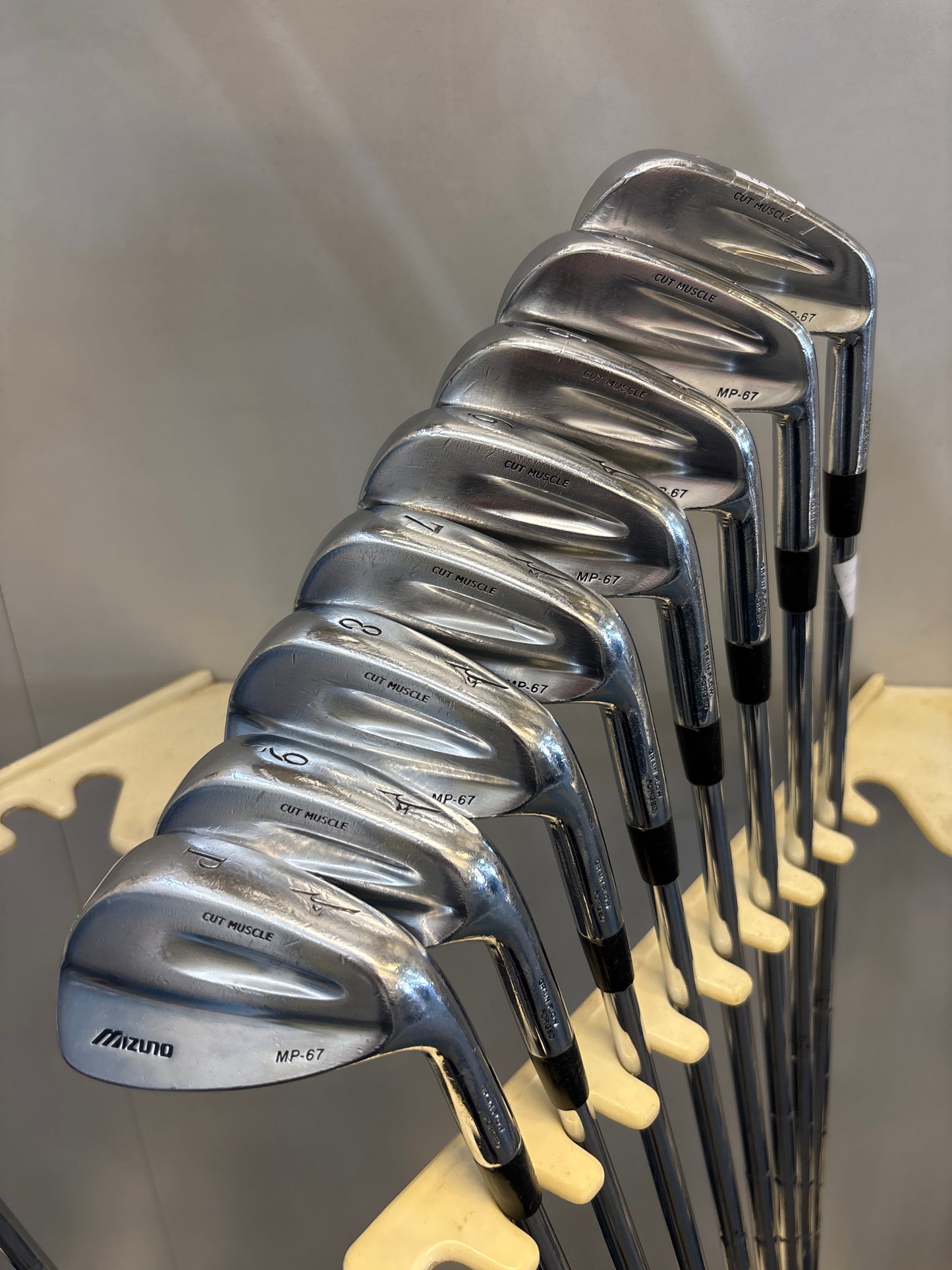 Mizuno MP-67 (3-PW) (STIFF FLEX)