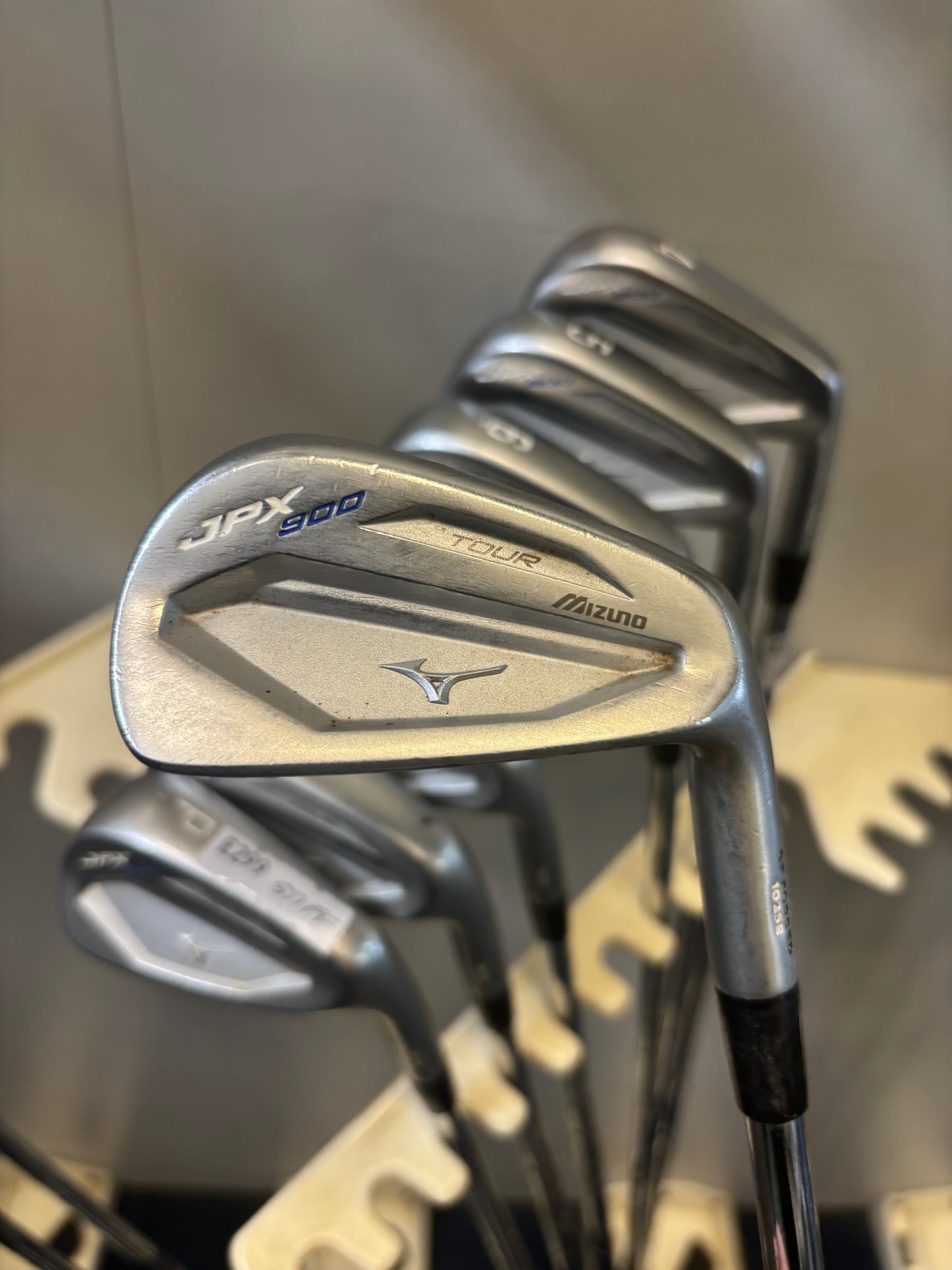 Mizuno JPX Tour 900 Forged (4-PW) (STIFF FLEX)