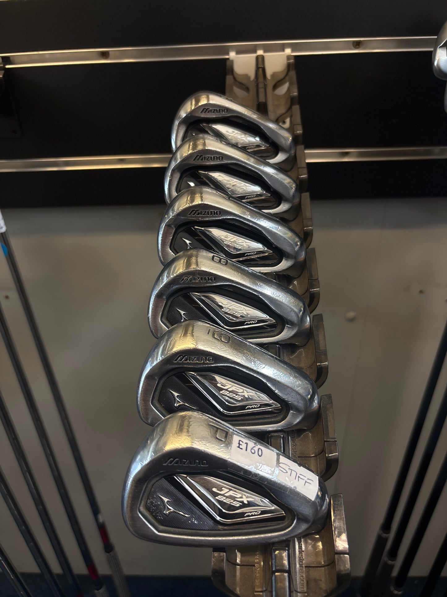 Mizuno JPX 825 (5-PW STIFF FLEX)