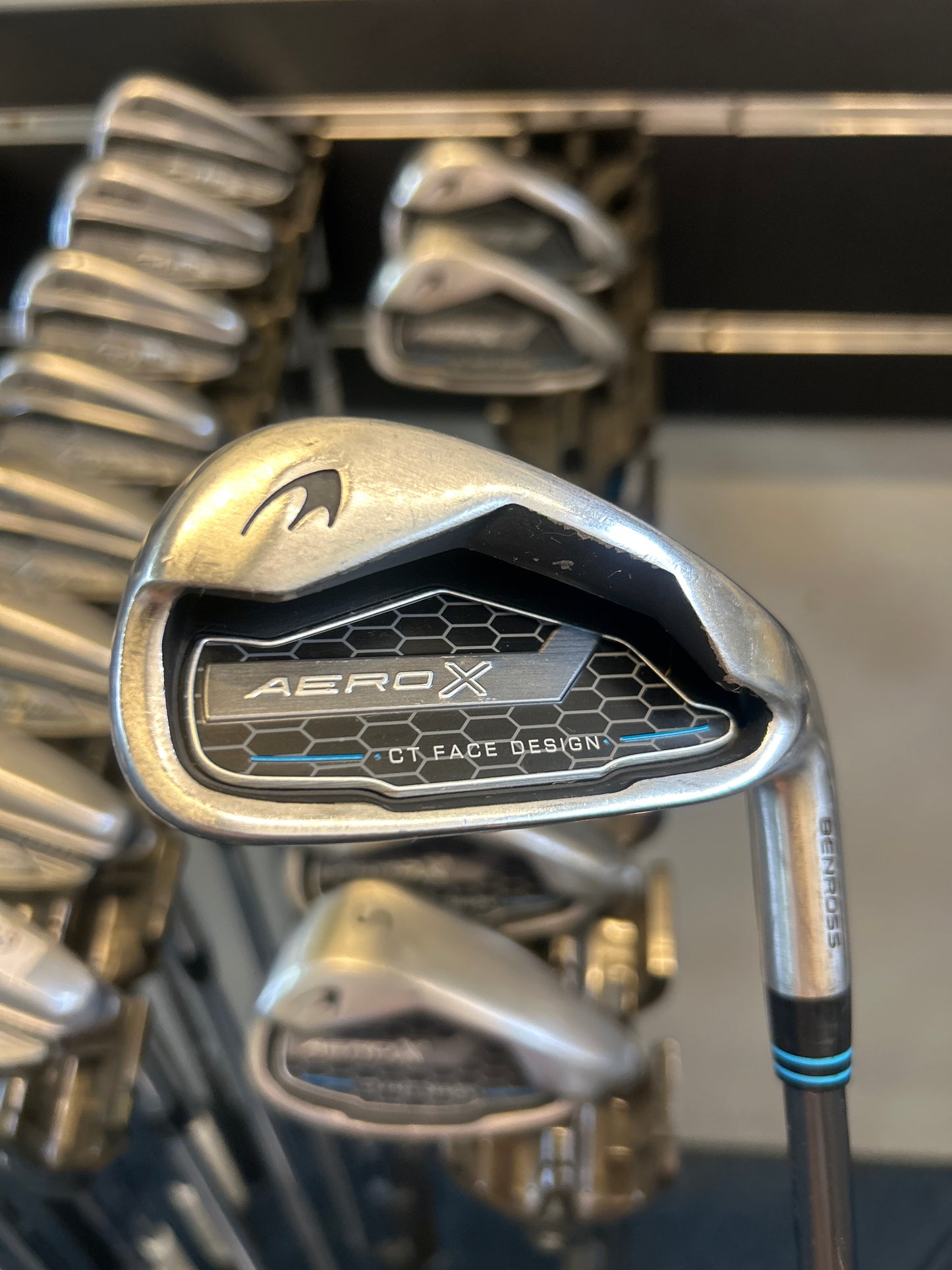 BENROSS AERO X (5-PW+SW) (Regular Graphite FLEX)