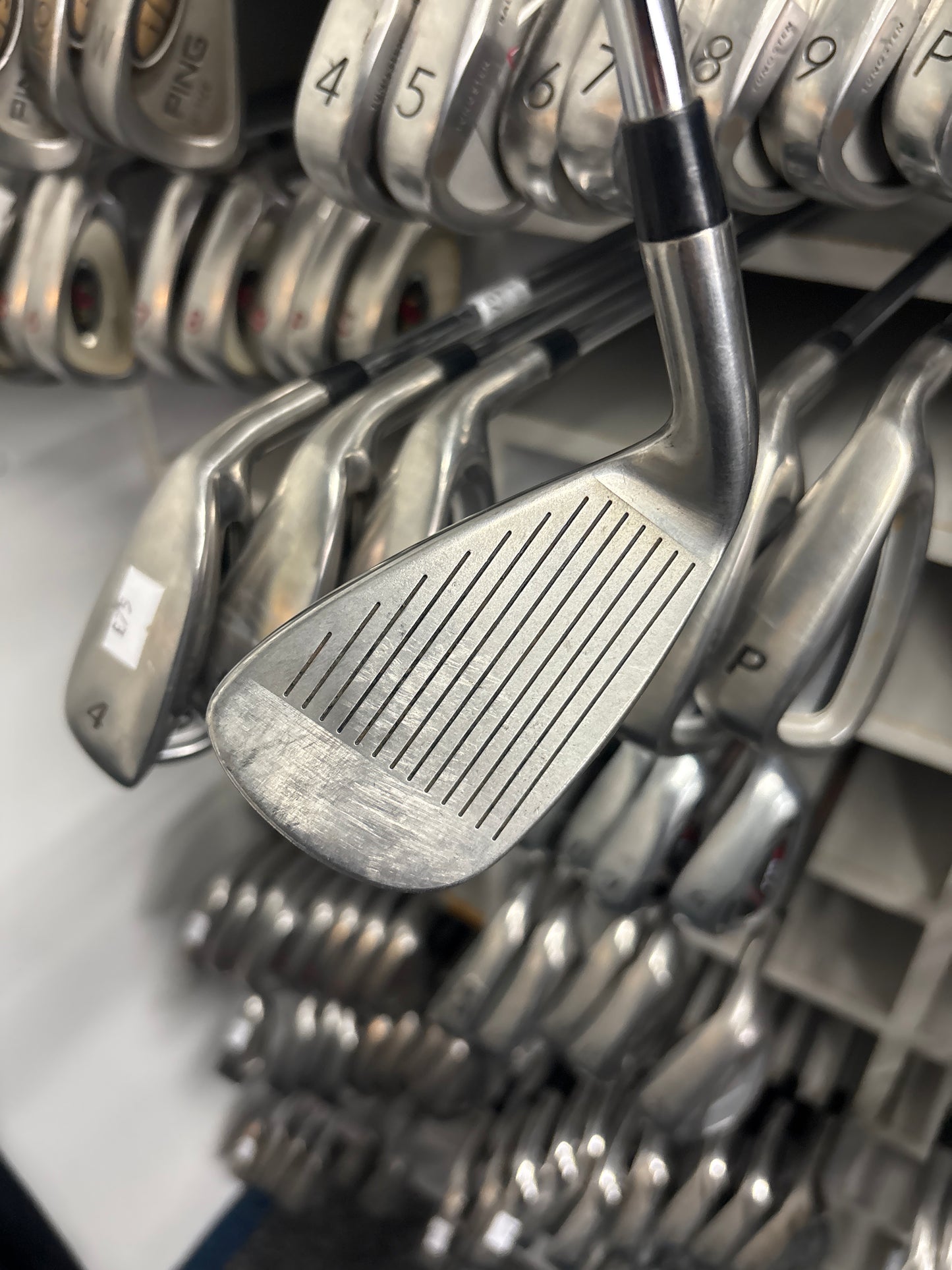 T STRATA TOUR (4-PW REGULAR FLEX)