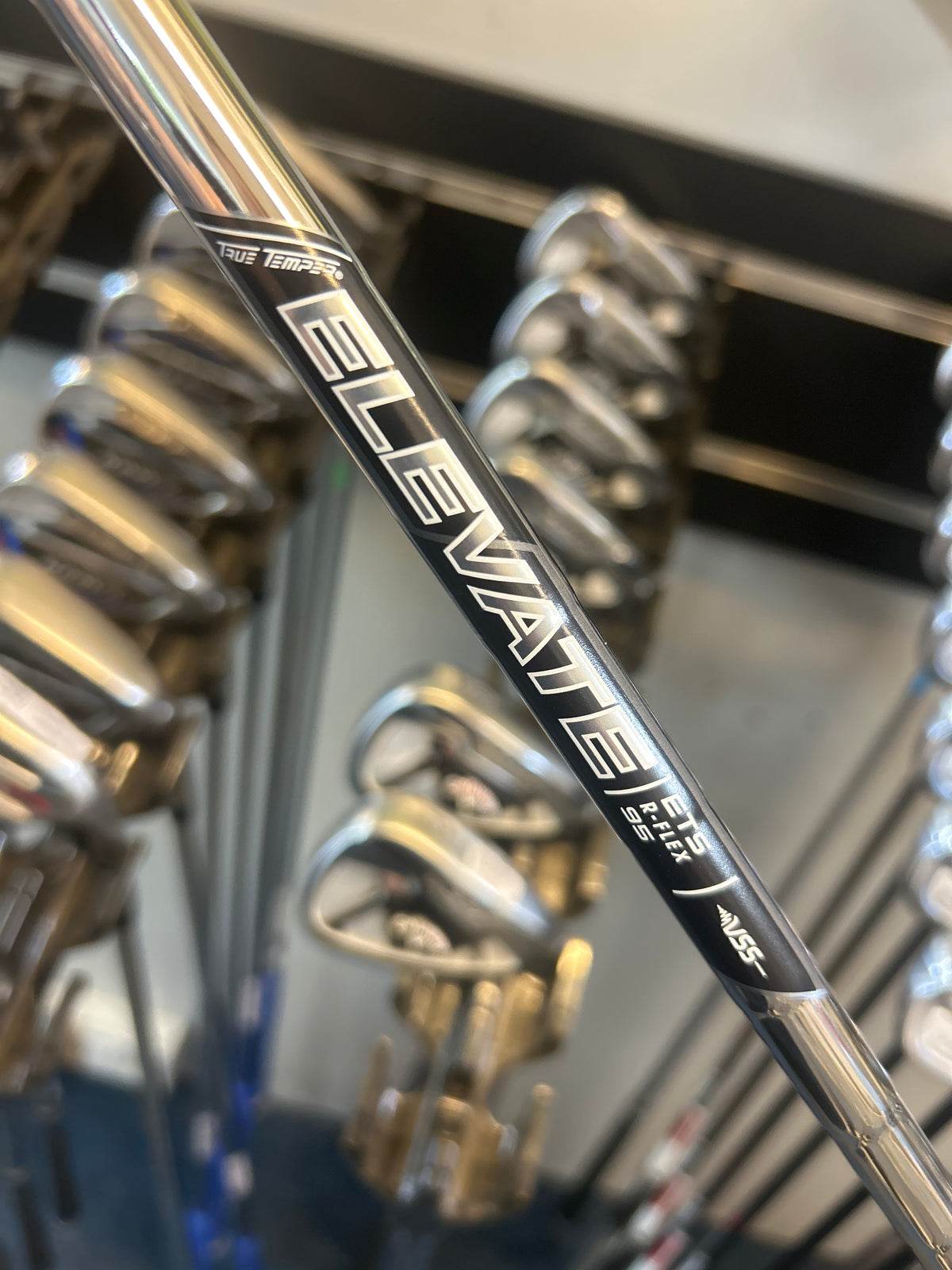CALLAWAY APEX FORGED (4-PW) (REGULAR FLEX)