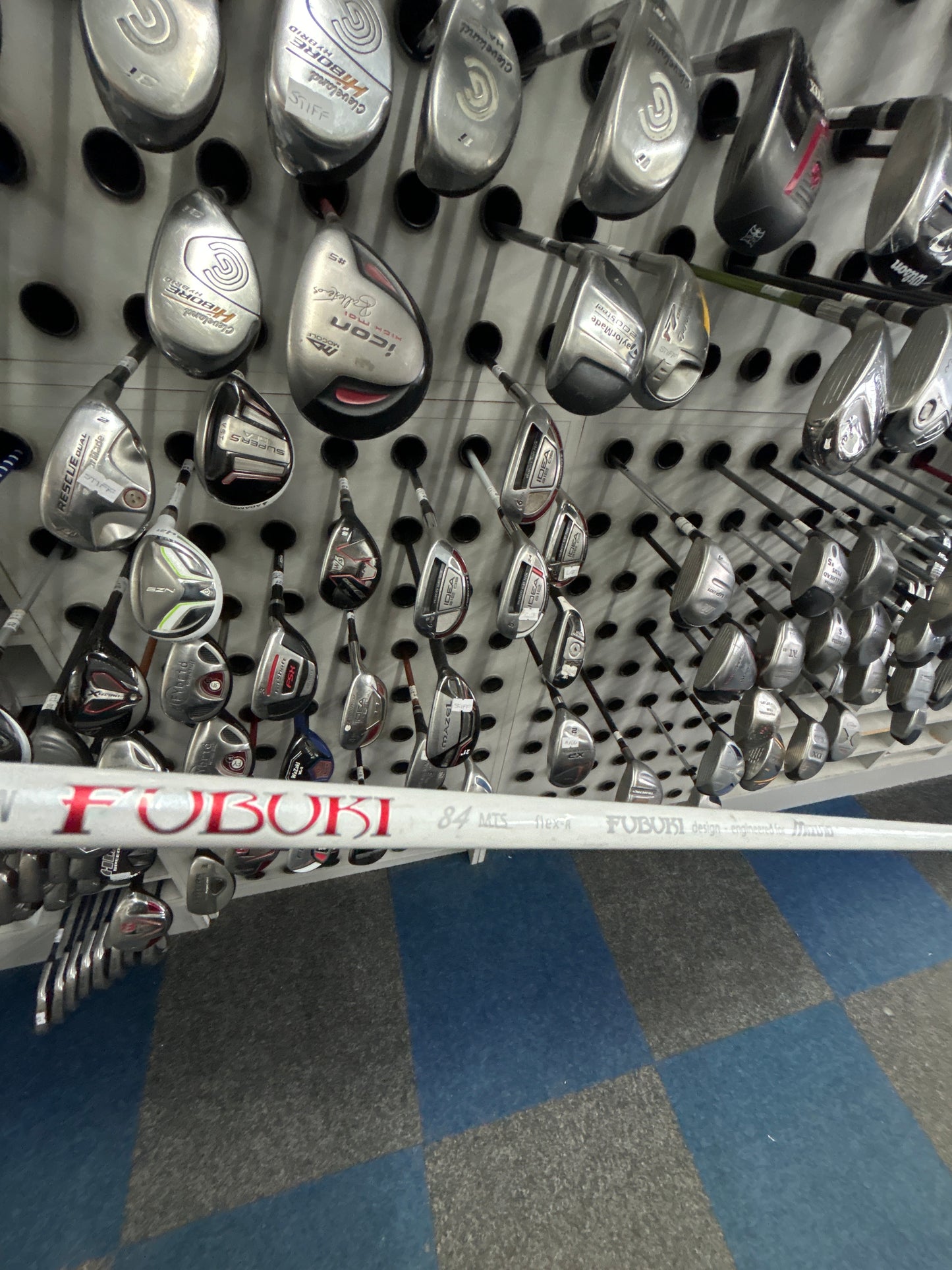MIZUNO MP-CLK 4 HYBRID (REGULAR FLEX)