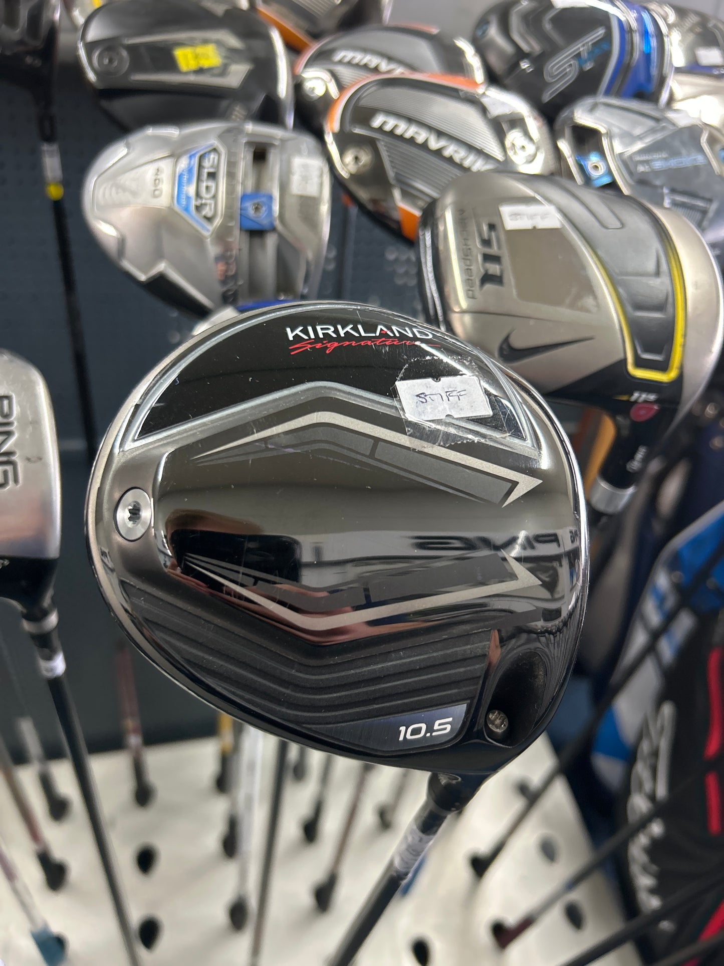 KIRKLAND SIGNATURE 10.5 (STIFF FLEX)