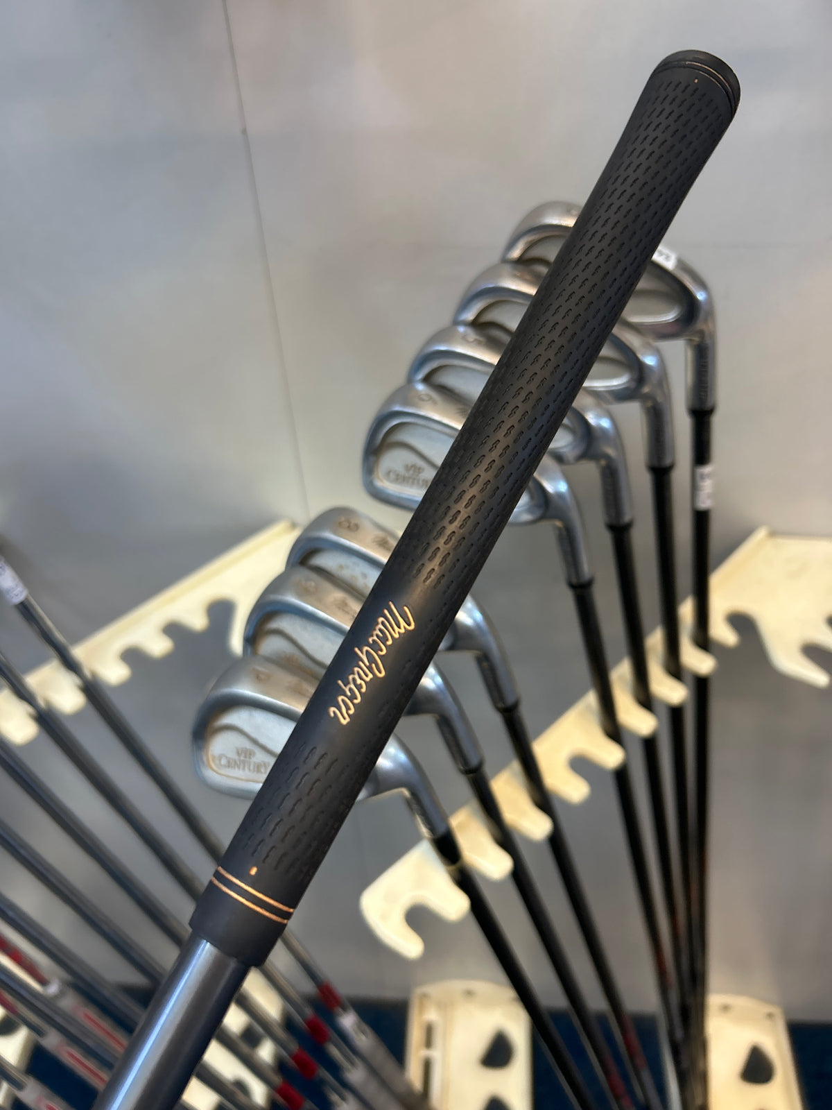Macgregor VIP CENTURY (3-PW) (Regular Graphite Flex)