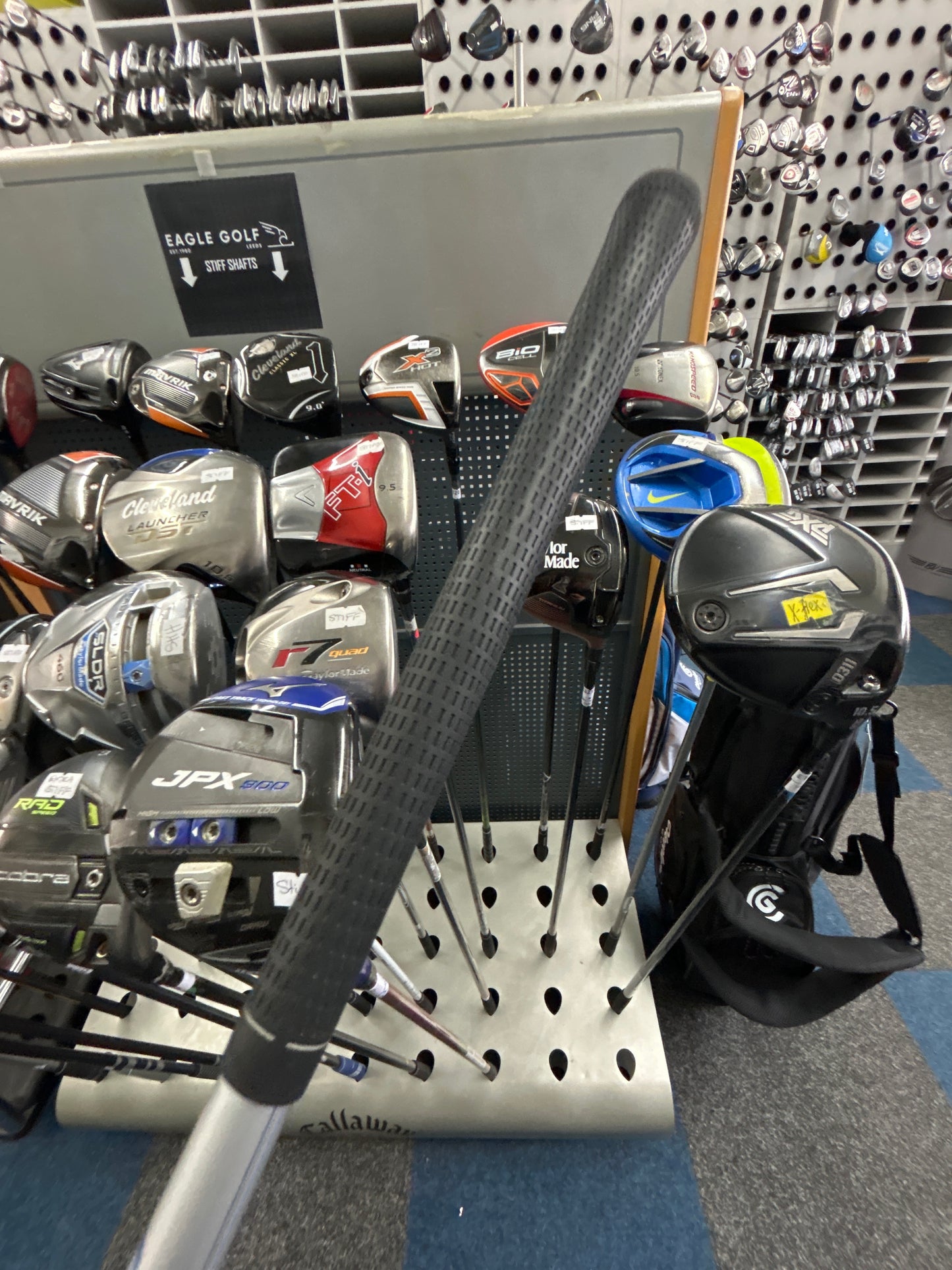 TaylorMade SLDR 9.5 DEGREE (STIFF FLEX)