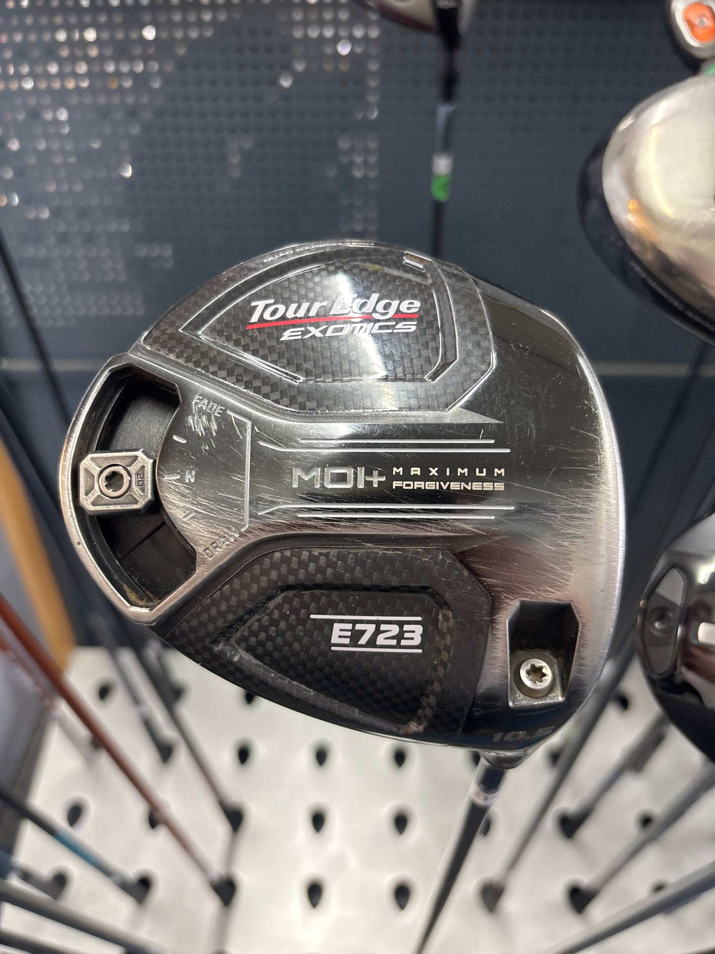 Tour EDGE MOI+ E723 10.5” DEGREE (REGULAR FLEX)